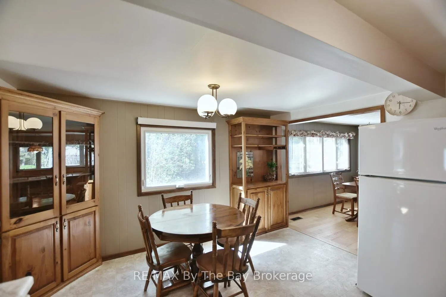 Photo 12 of 15 Sylvan Avenue, Wasaga Beach — HOMEH