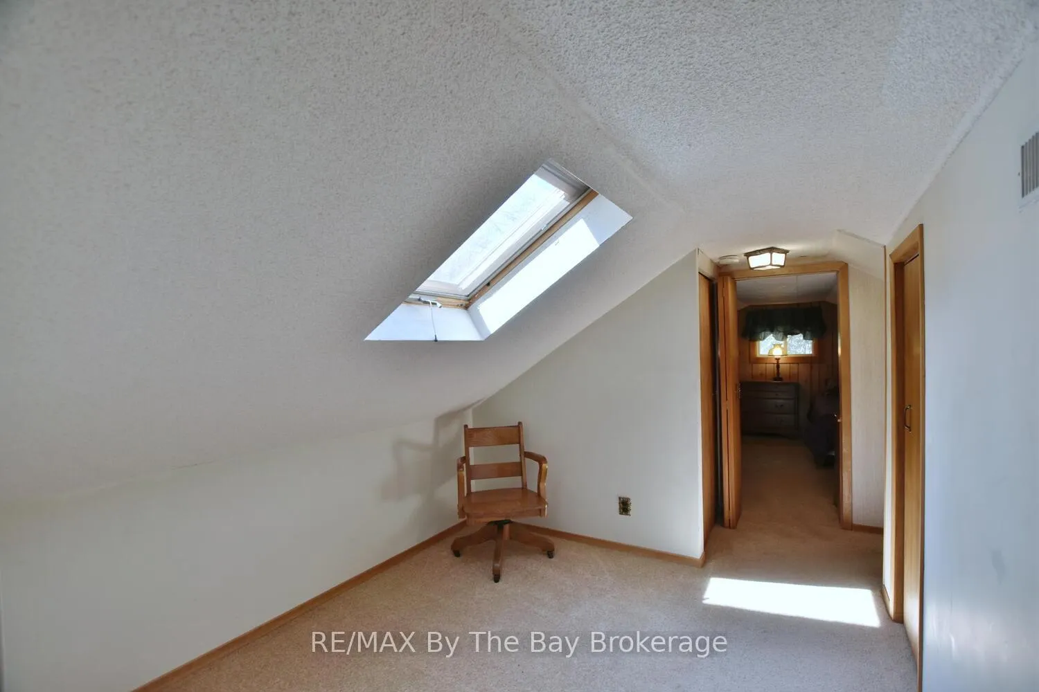 Photo 25 of 15 Sylvan Avenue, Wasaga Beach — HOMEH