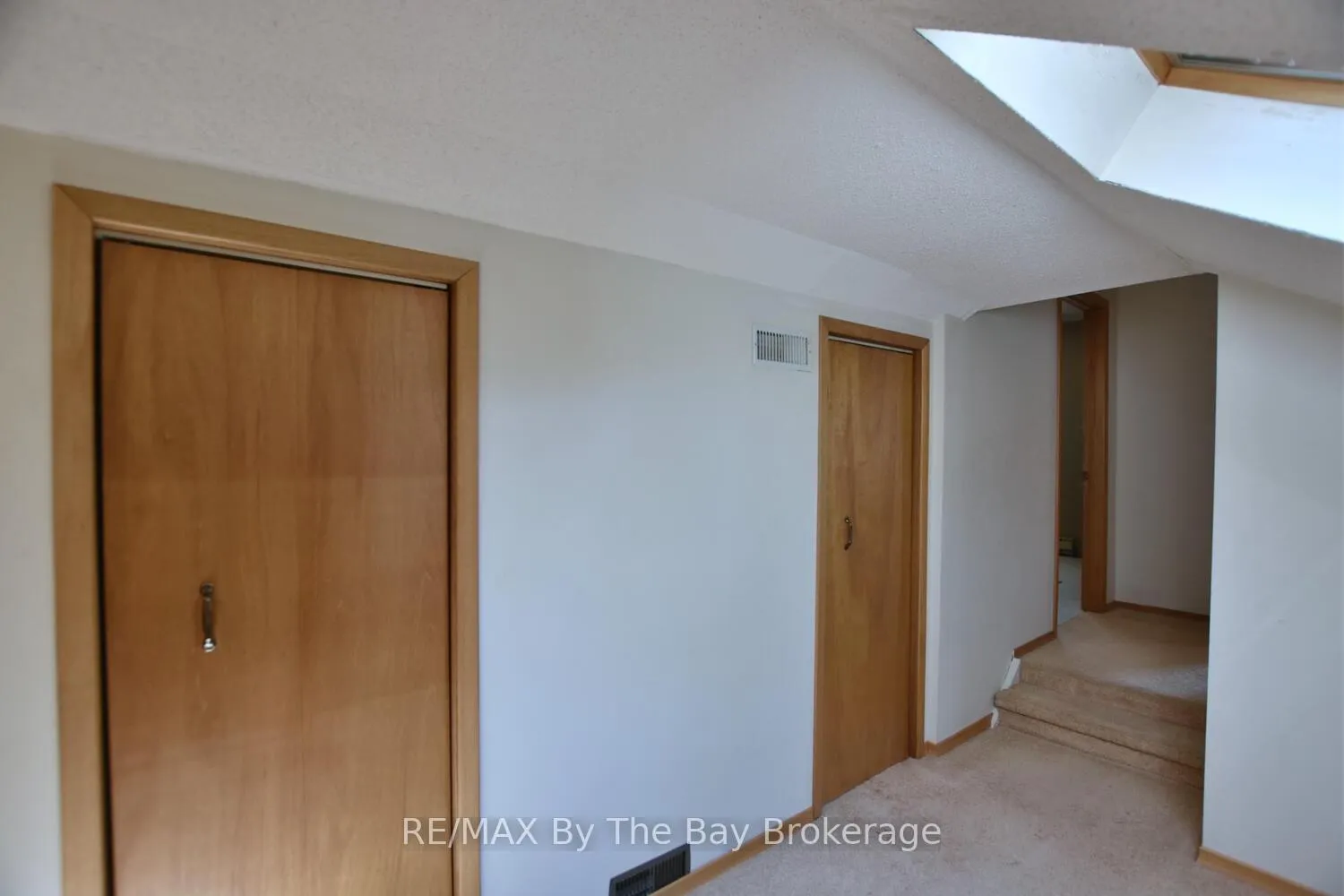 Photo 26 of 15 Sylvan Avenue, Wasaga Beach — HOMEH