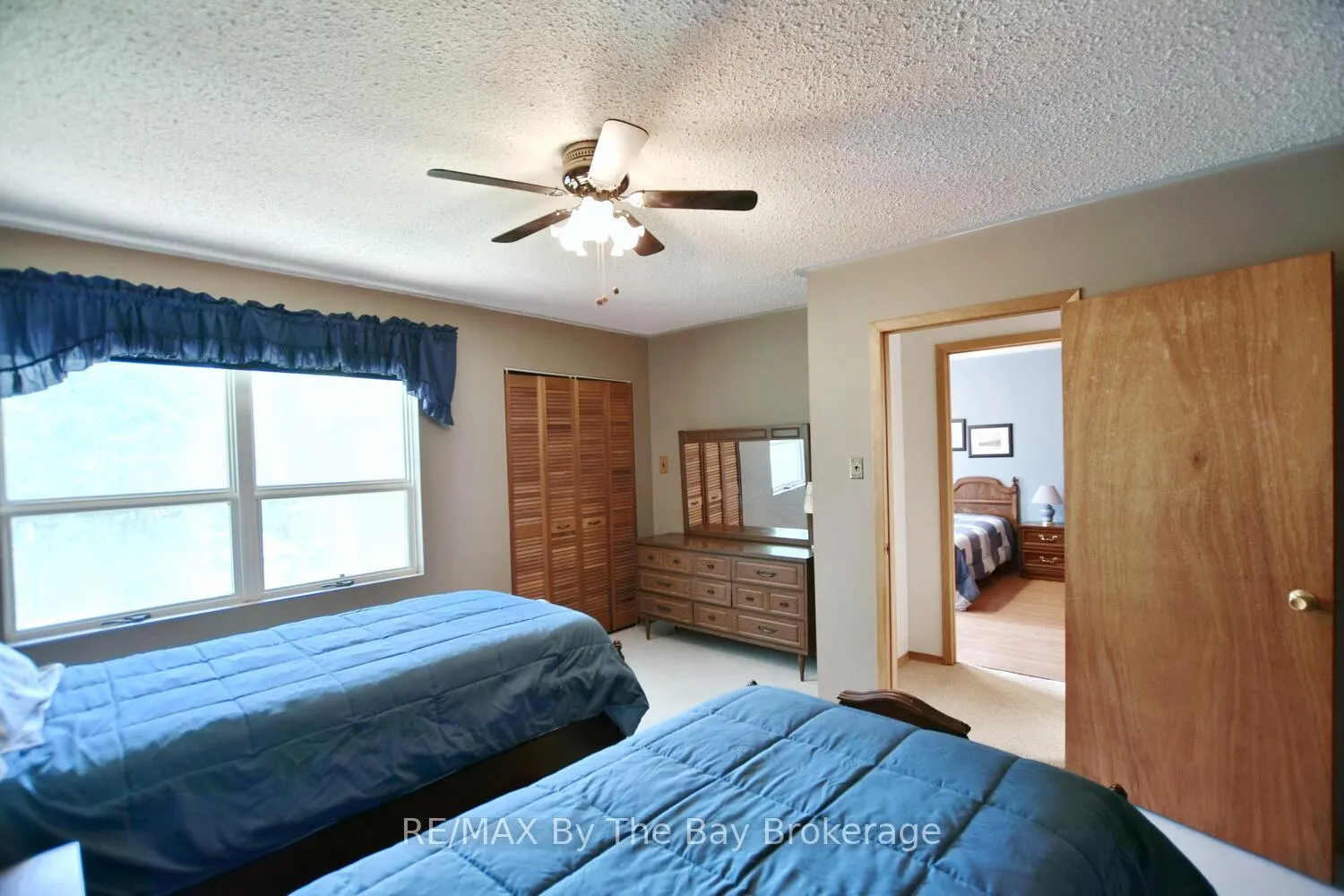 Photo 28 of 15 Sylvan Avenue, Wasaga Beach — HOMEH