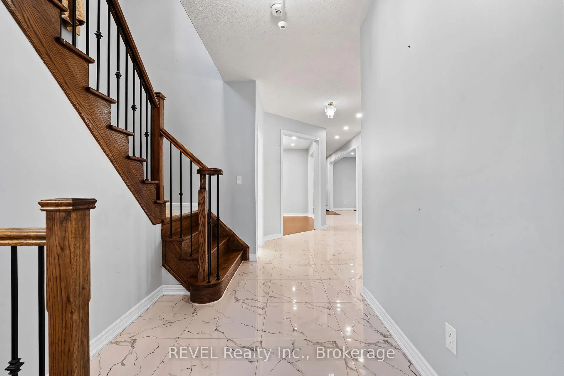 Photo 5 of 32 Sparkle Drive, Thorold, Rolling Meadows — HOMEH