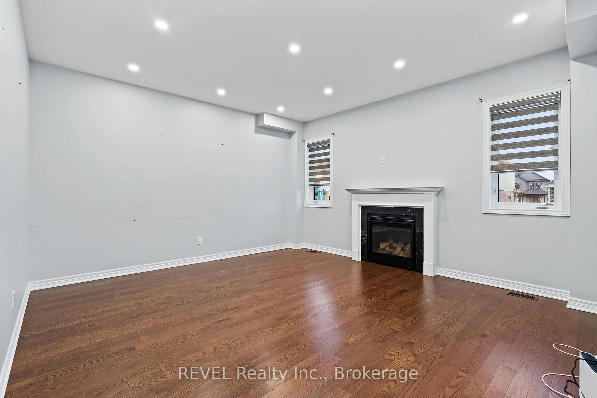 Photo 14 of 32 Sparkle Drive, Thorold, Rolling Meadows — HOMEH