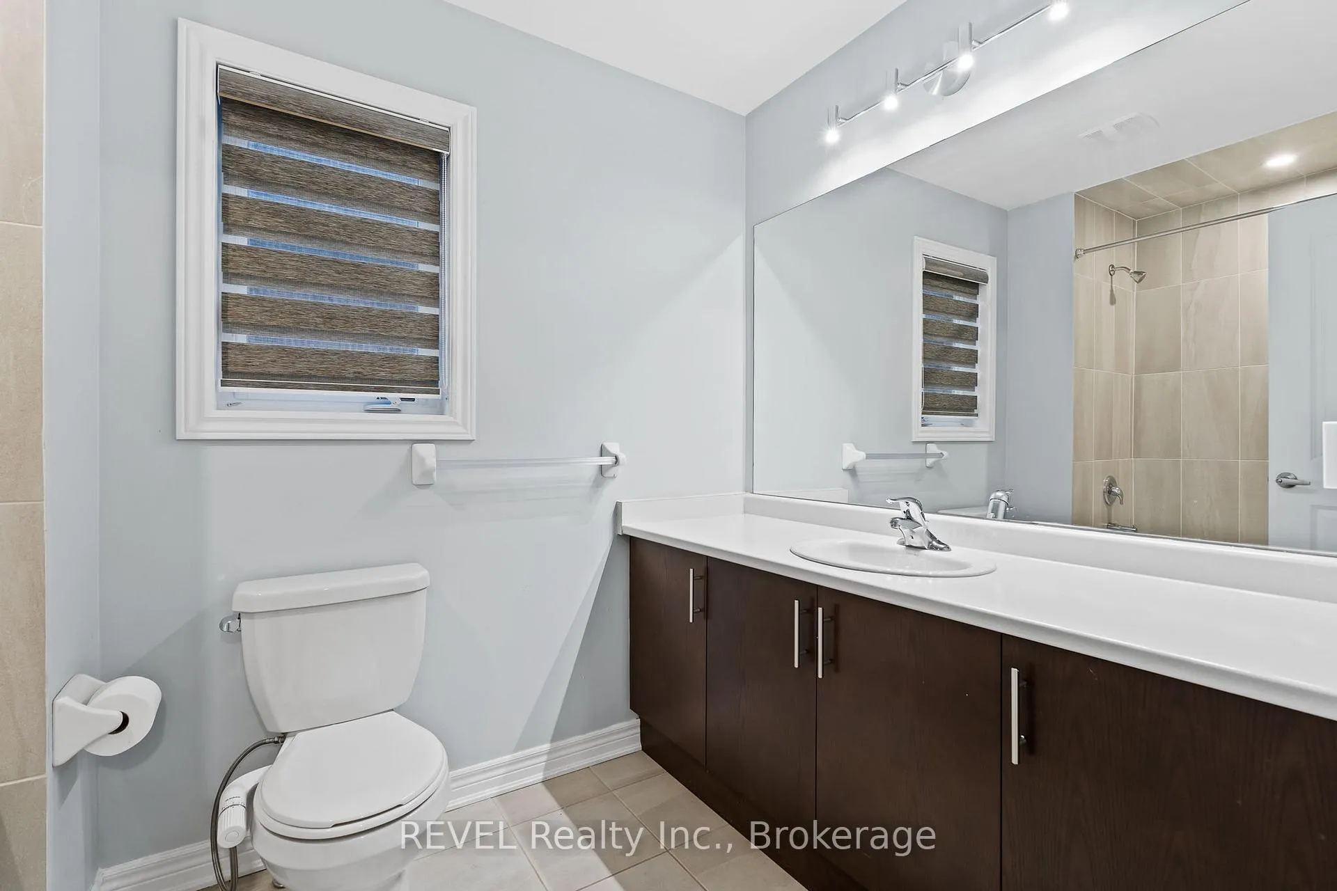Photo 24 of 32 Sparkle Drive, Thorold, Rolling Meadows — HOMEH