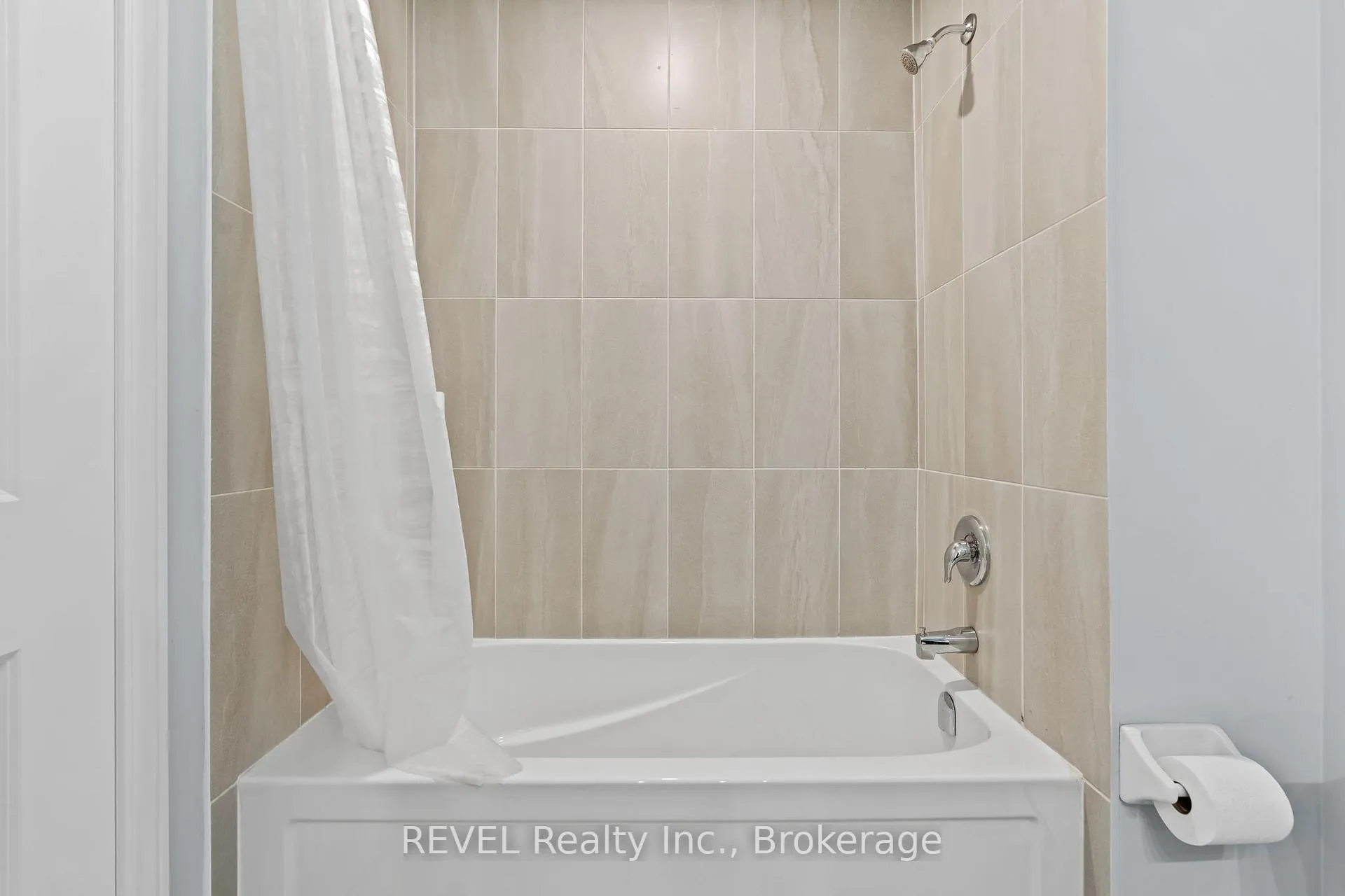 Photo 25 of 32 Sparkle Drive, Thorold, Rolling Meadows — HOMEH