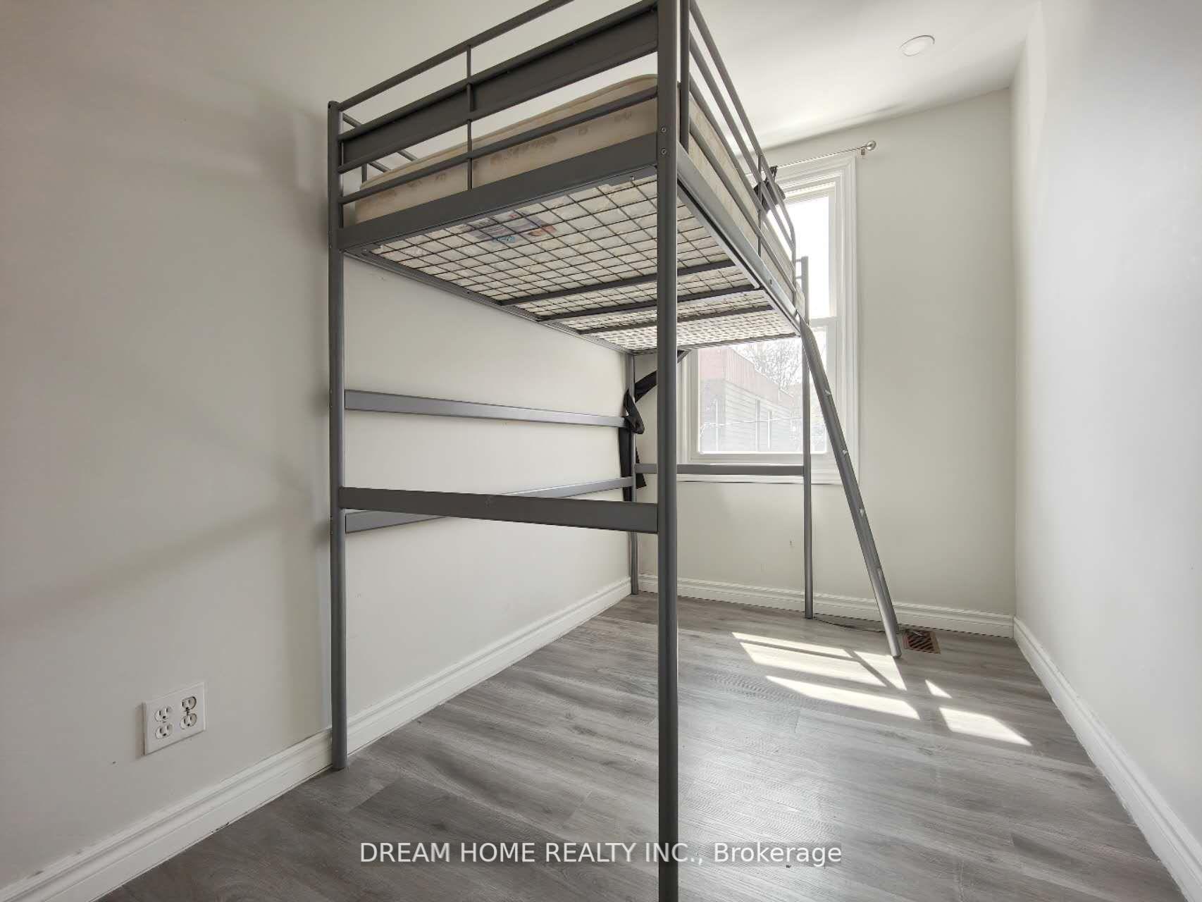 Photo 6 of Unit RM 3, 29 Glasgow Street, Toronto, Kensington-Chinatown — HOMEH