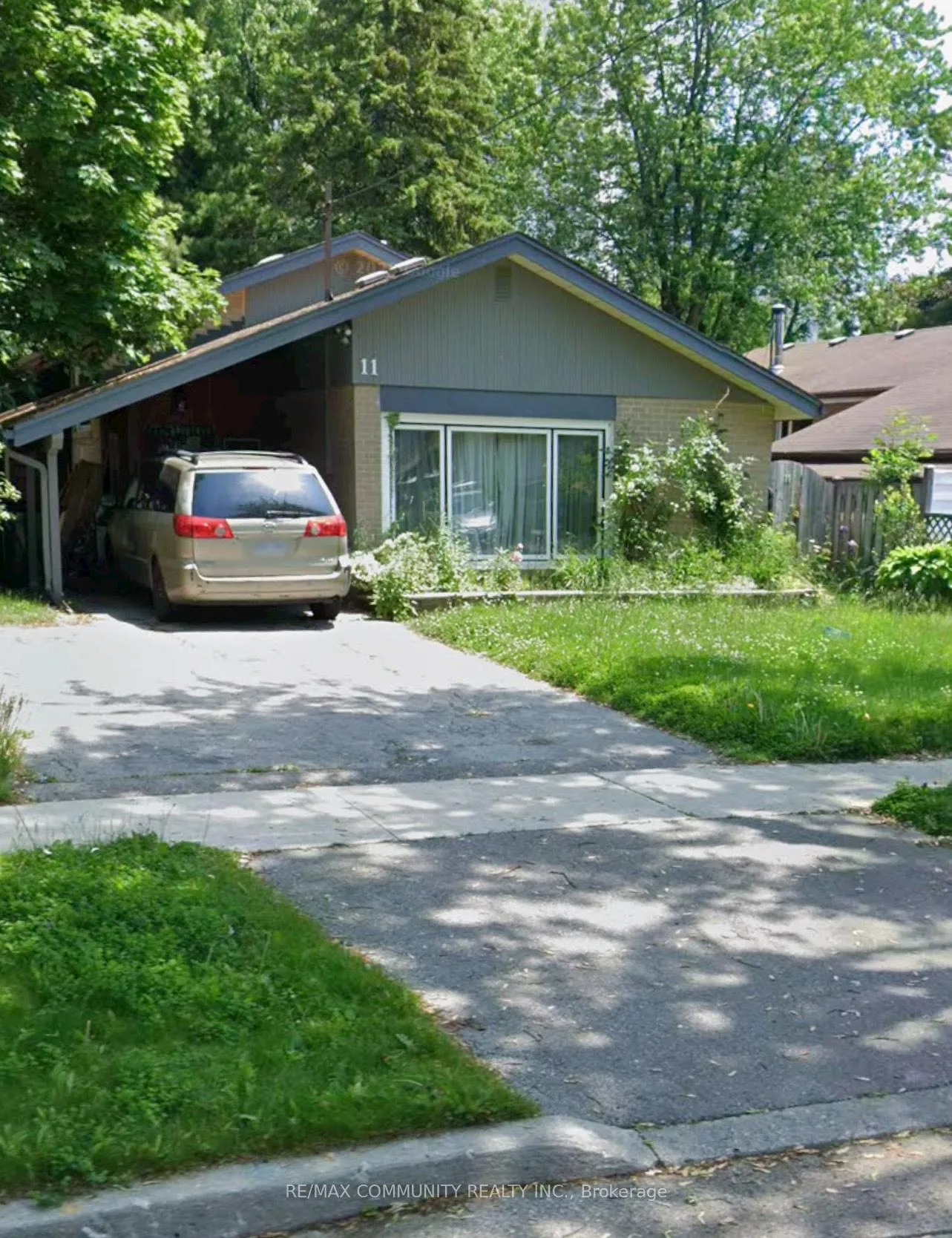 Photo 1 of 11 Northfield Road, Scarborough, Woburn — HOMEH