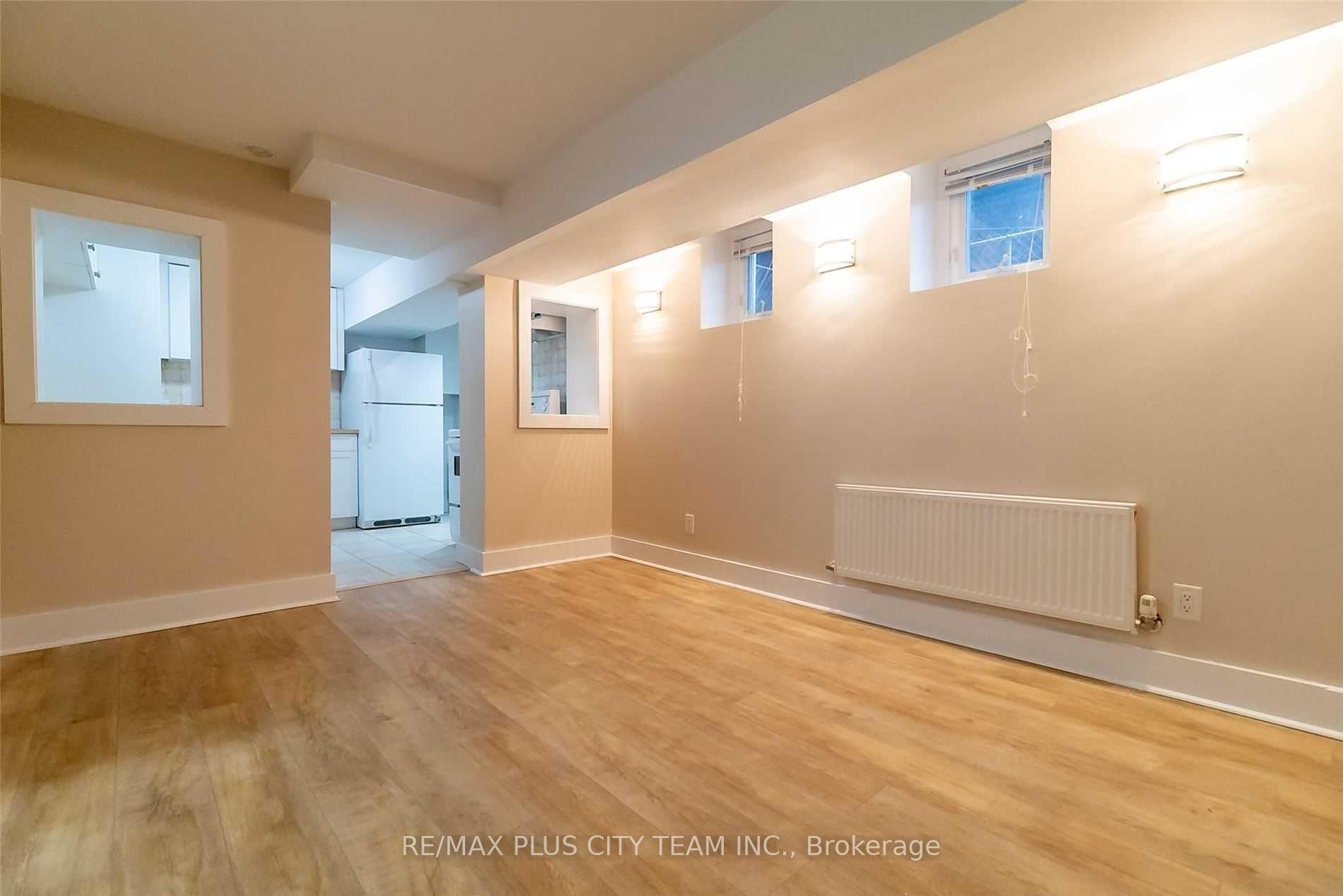 Photo 8 of Unit 8, 291 St George Street, Toronto, The Annex — HOMEH