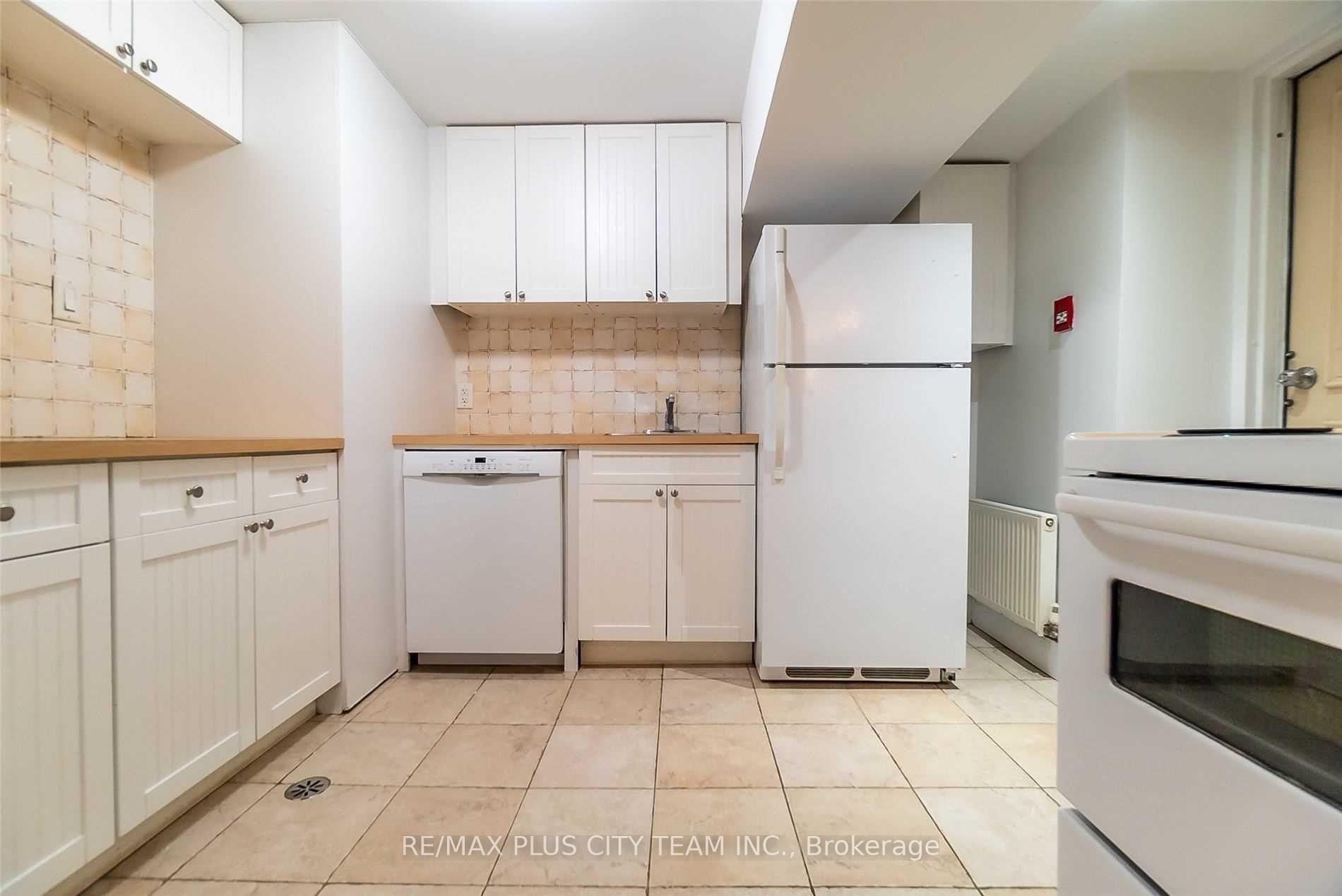 Photo 9 of Unit 8, 291 St George Street, Toronto, The Annex — HOMEH