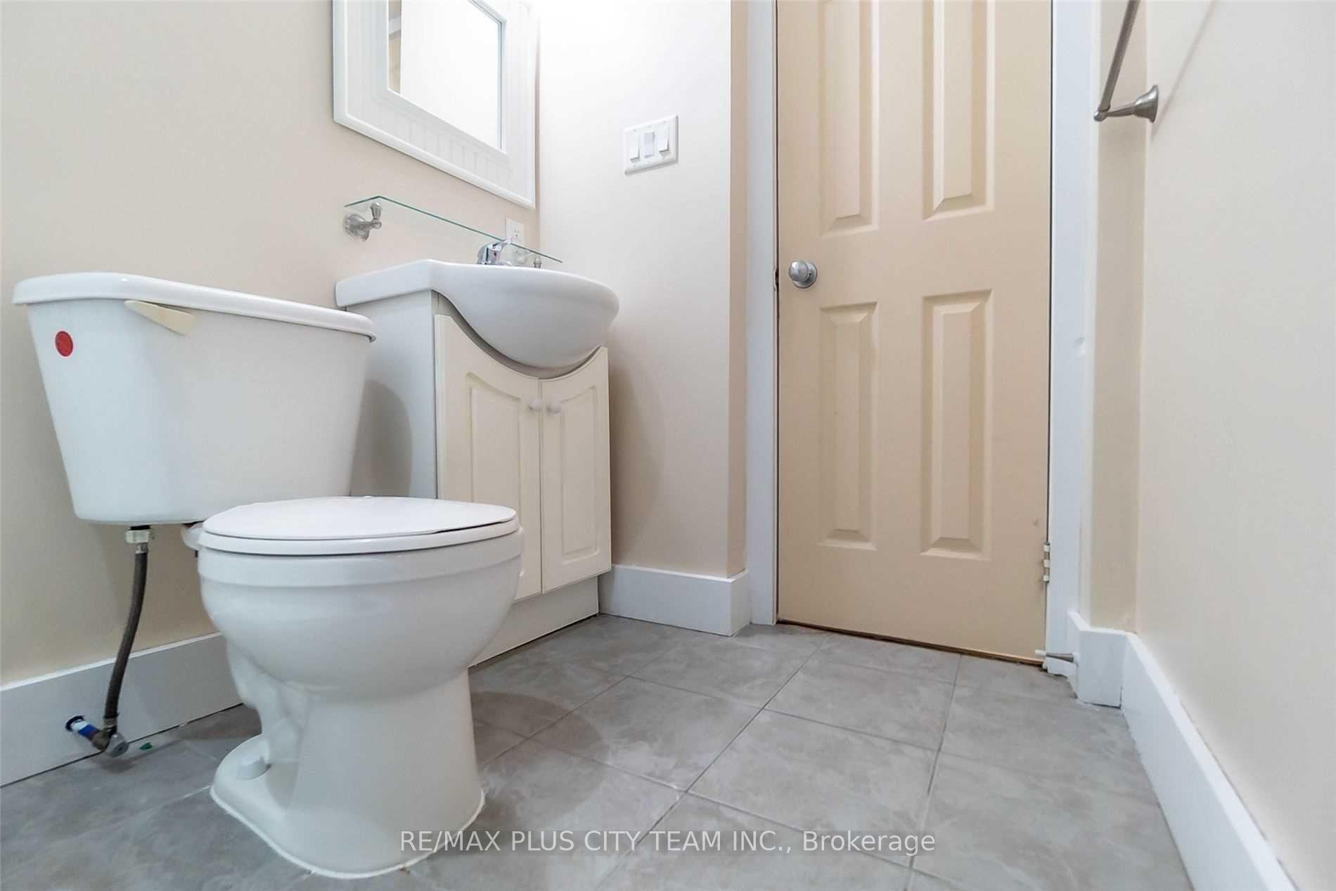 Photo 15 of Unit 8, 291 St George Street, Toronto, The Annex — HOMEH
