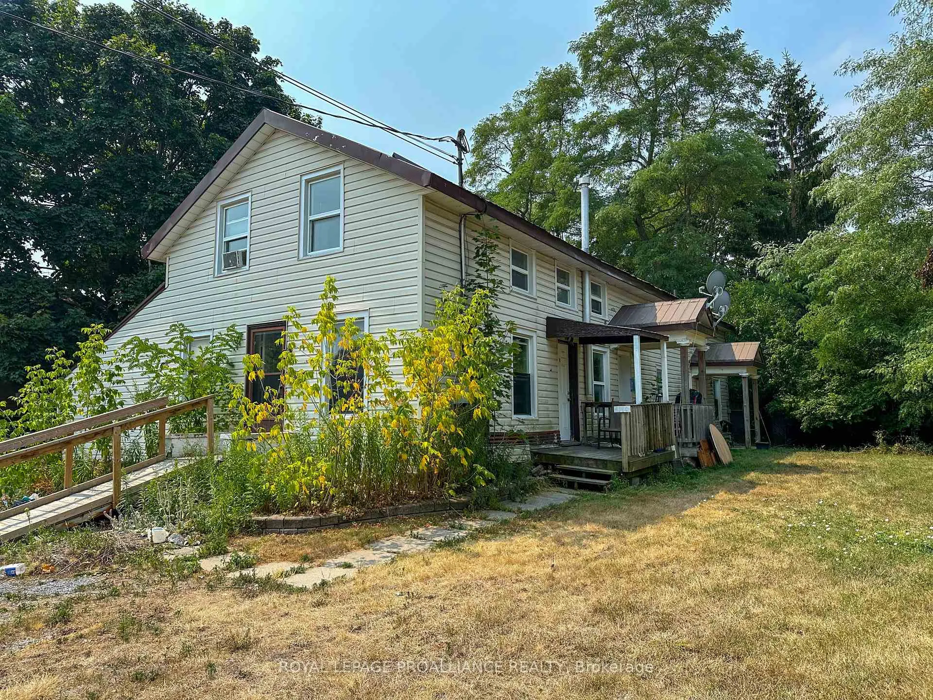 Photo 1 of 168 Yeomans Street, Belleville, Belleville Ward — HOMEH