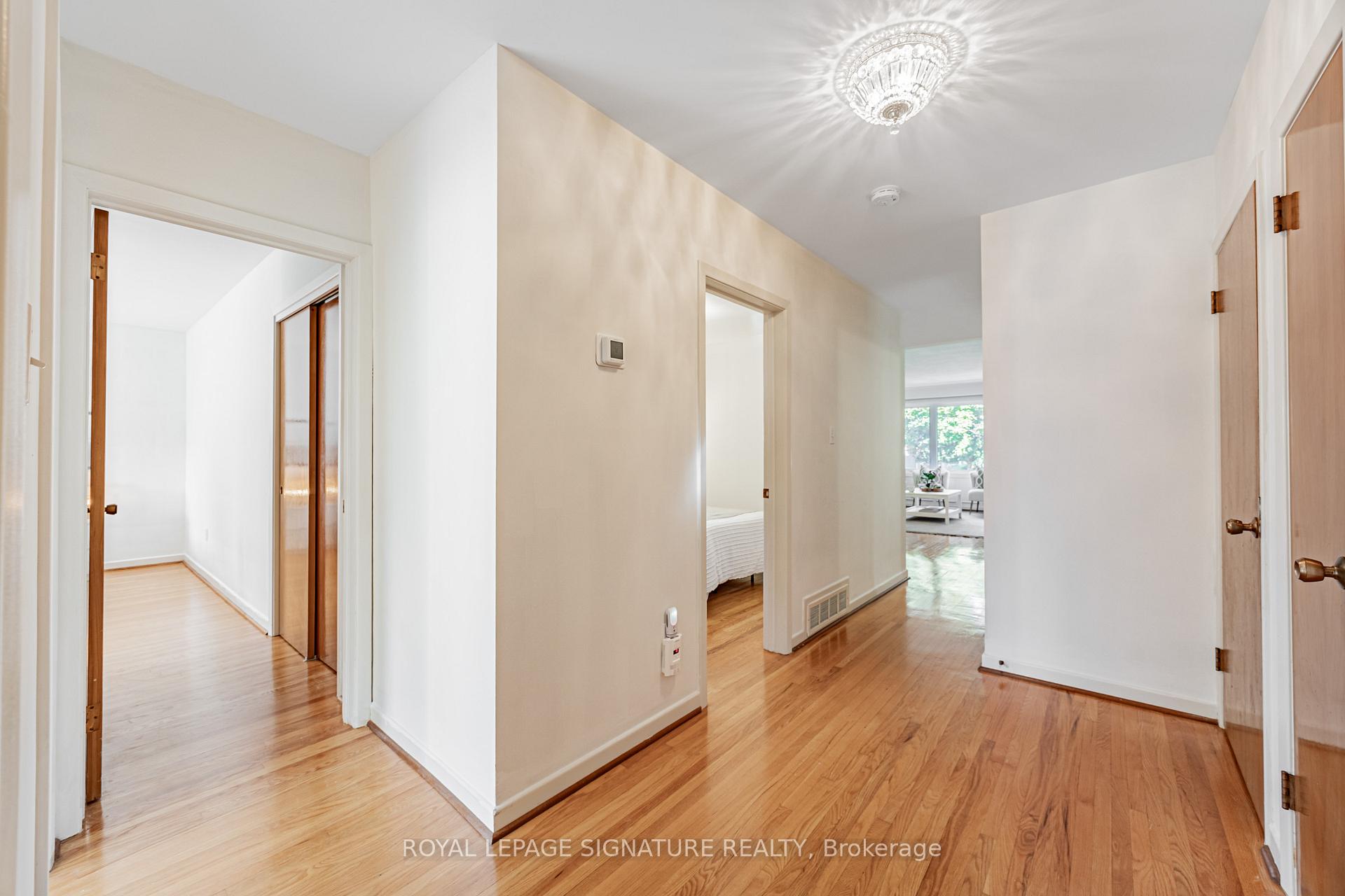 Photo 20 of 28 Sedgemount Drive, Scarborough, Woburn — HOMEH
