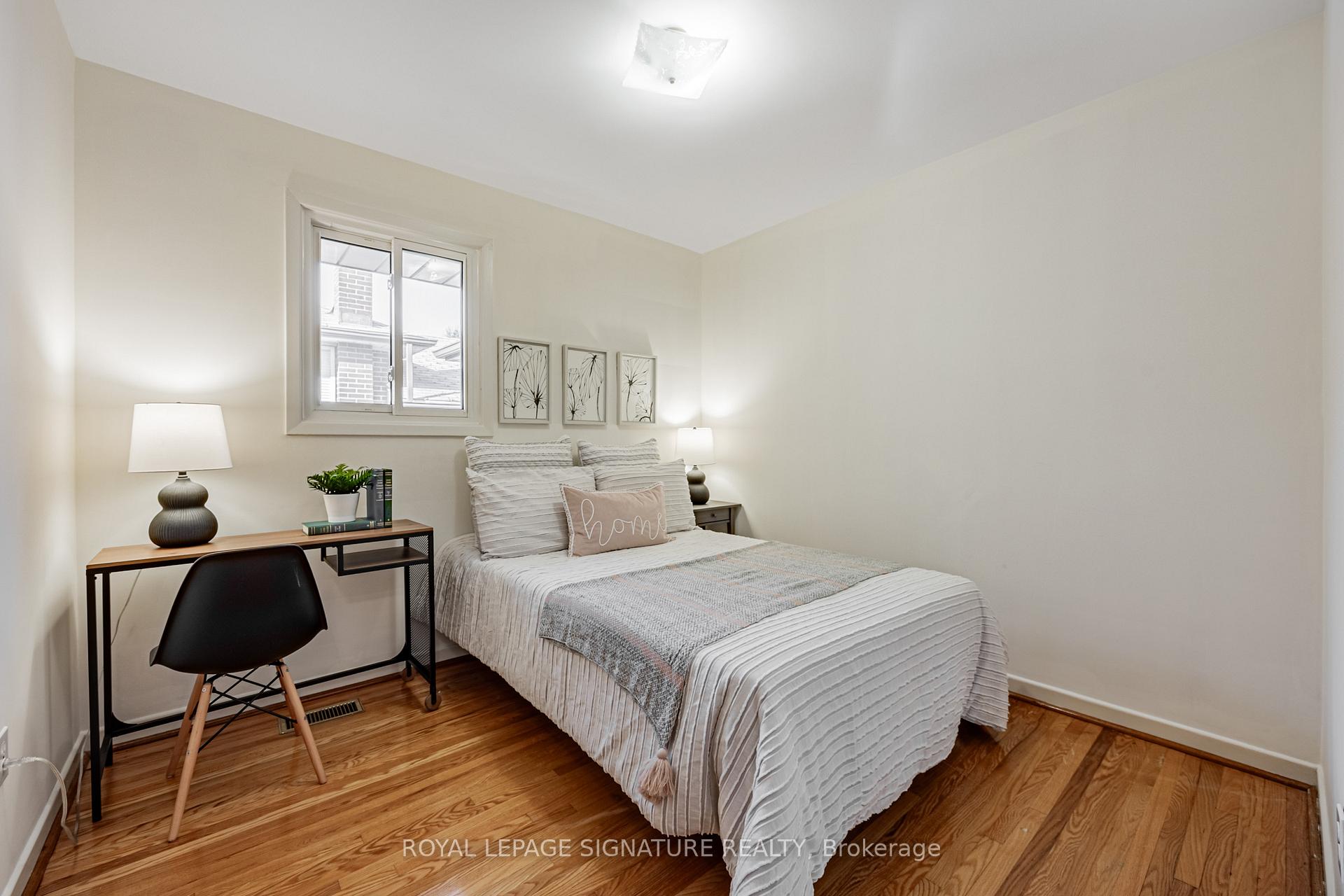 Photo 22 of 28 Sedgemount Drive, Scarborough, Woburn — HOMEH