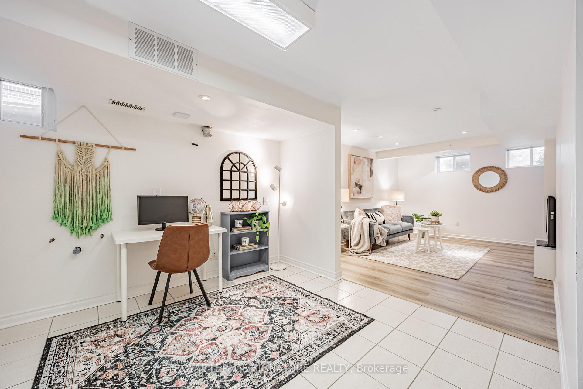 Photo 26 of 28 Sedgemount Drive, Scarborough, Woburn — HOMEH