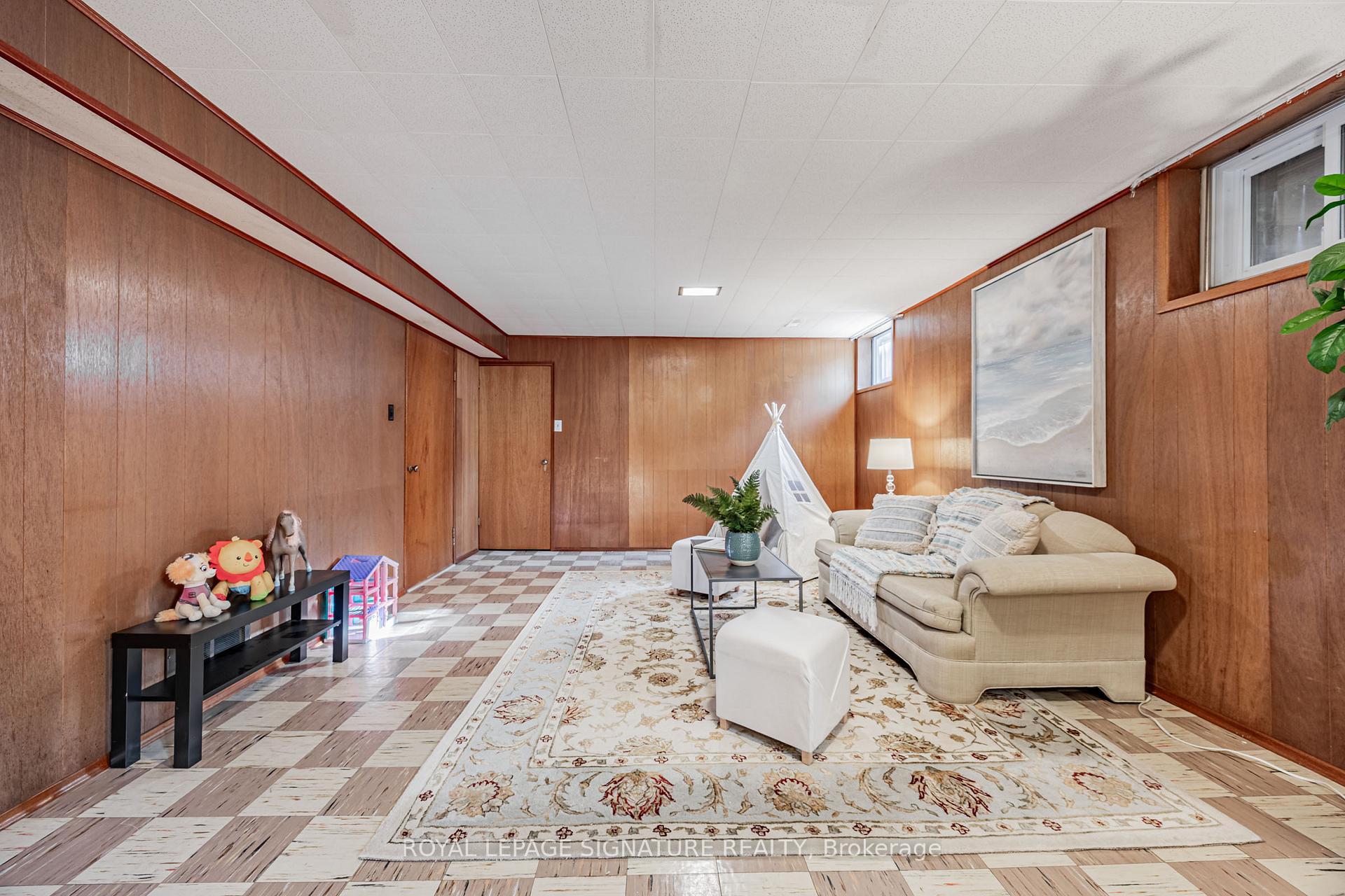 Photo 31 of 28 Sedgemount Drive, Scarborough, Woburn — HOMEH