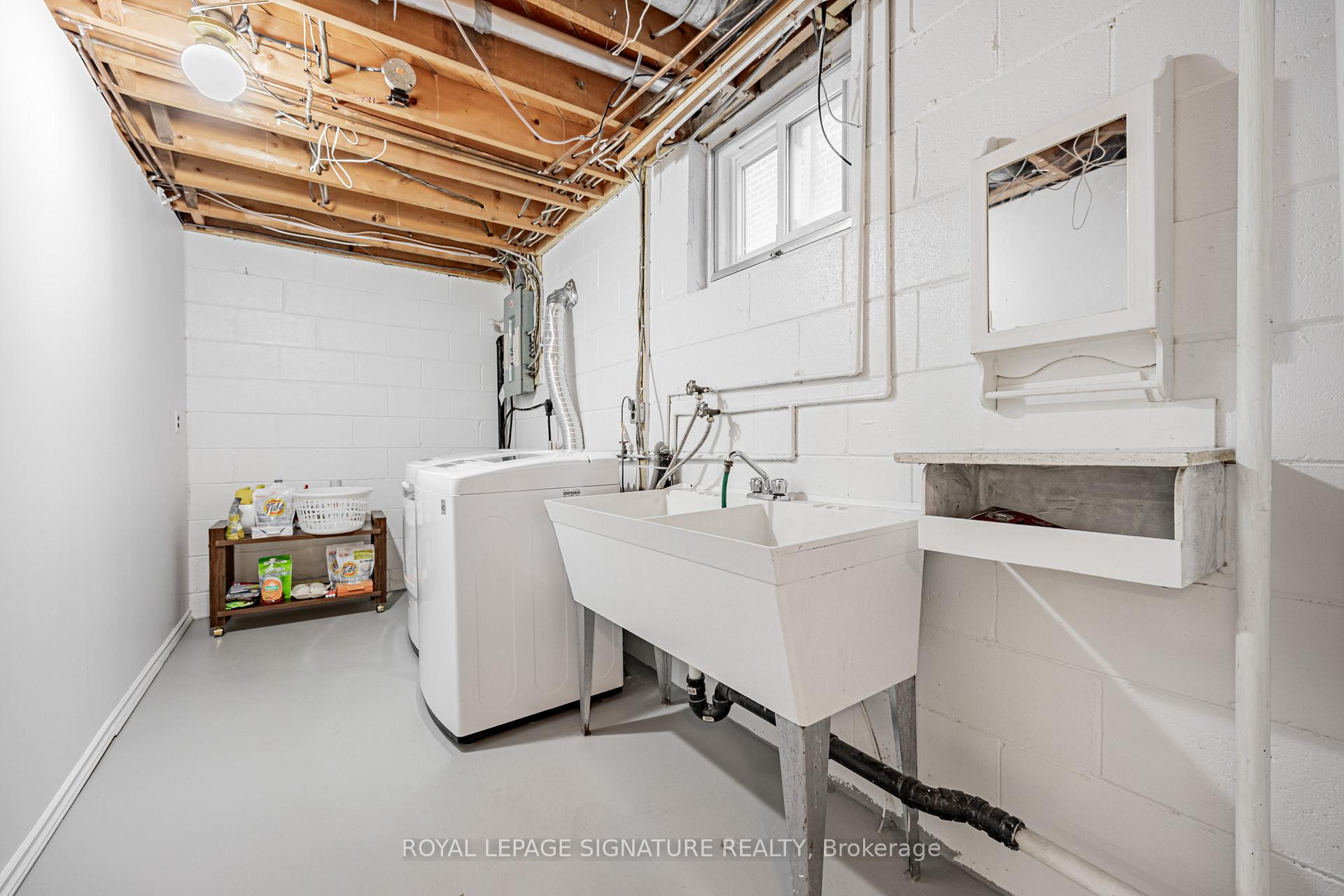 Photo 36 of 28 Sedgemount Drive, Scarborough, Woburn — HOMEH
