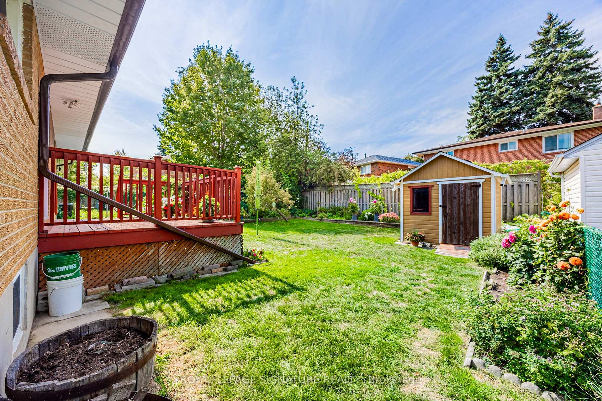 Photo 39 of 28 Sedgemount Drive, Scarborough, Woburn — HOMEH