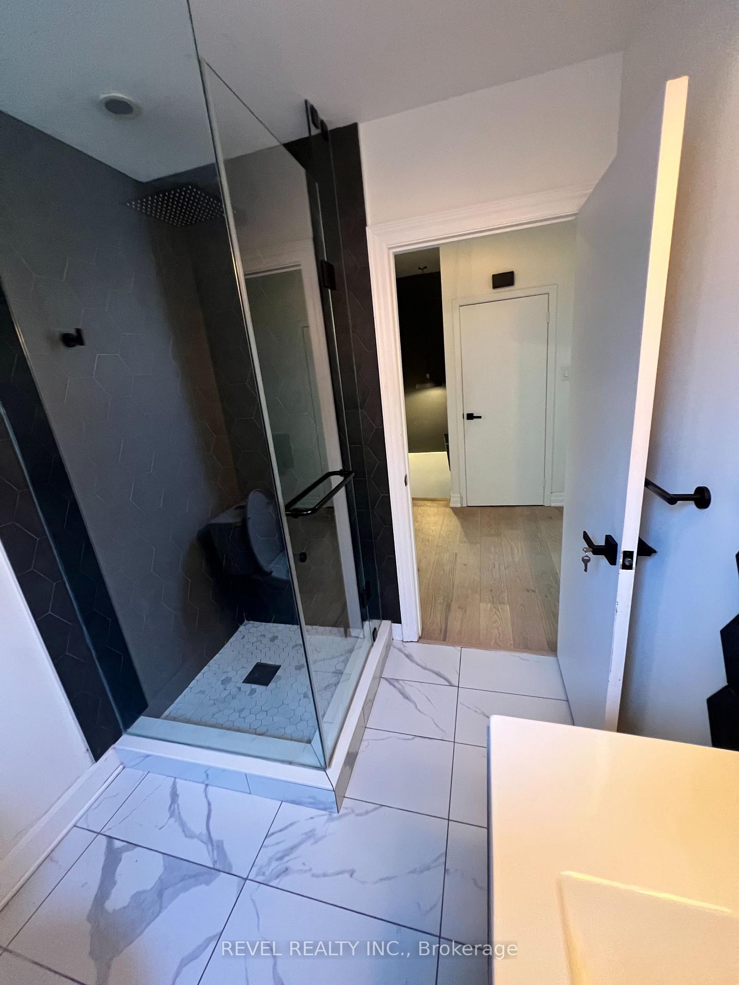 Photo 20 of Unit A (Upper), 761 Dundas Street, Toronto, Trinity-Bellwoods — HOMEH