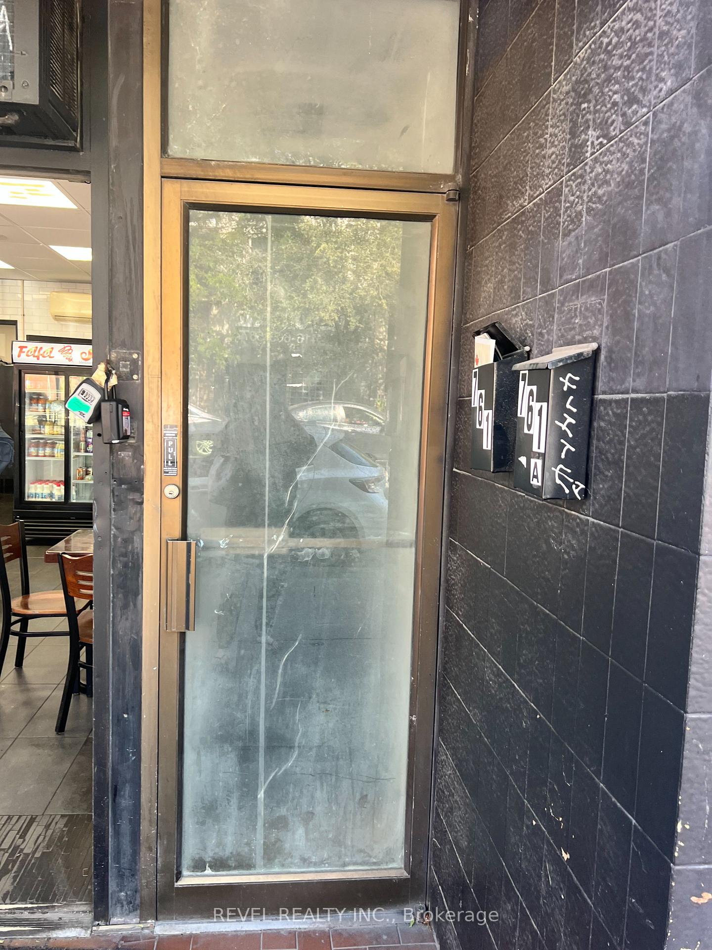 Photo 23 of Unit A (Upper), 761 Dundas Street, Toronto, Trinity-Bellwoods — HOMEH