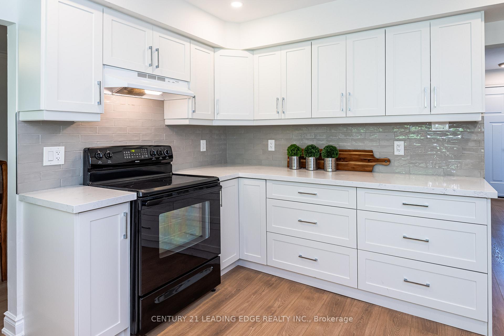Photo 8 of 14 Amberjack Boulevard, Scarborough, Woburn — HOMEH