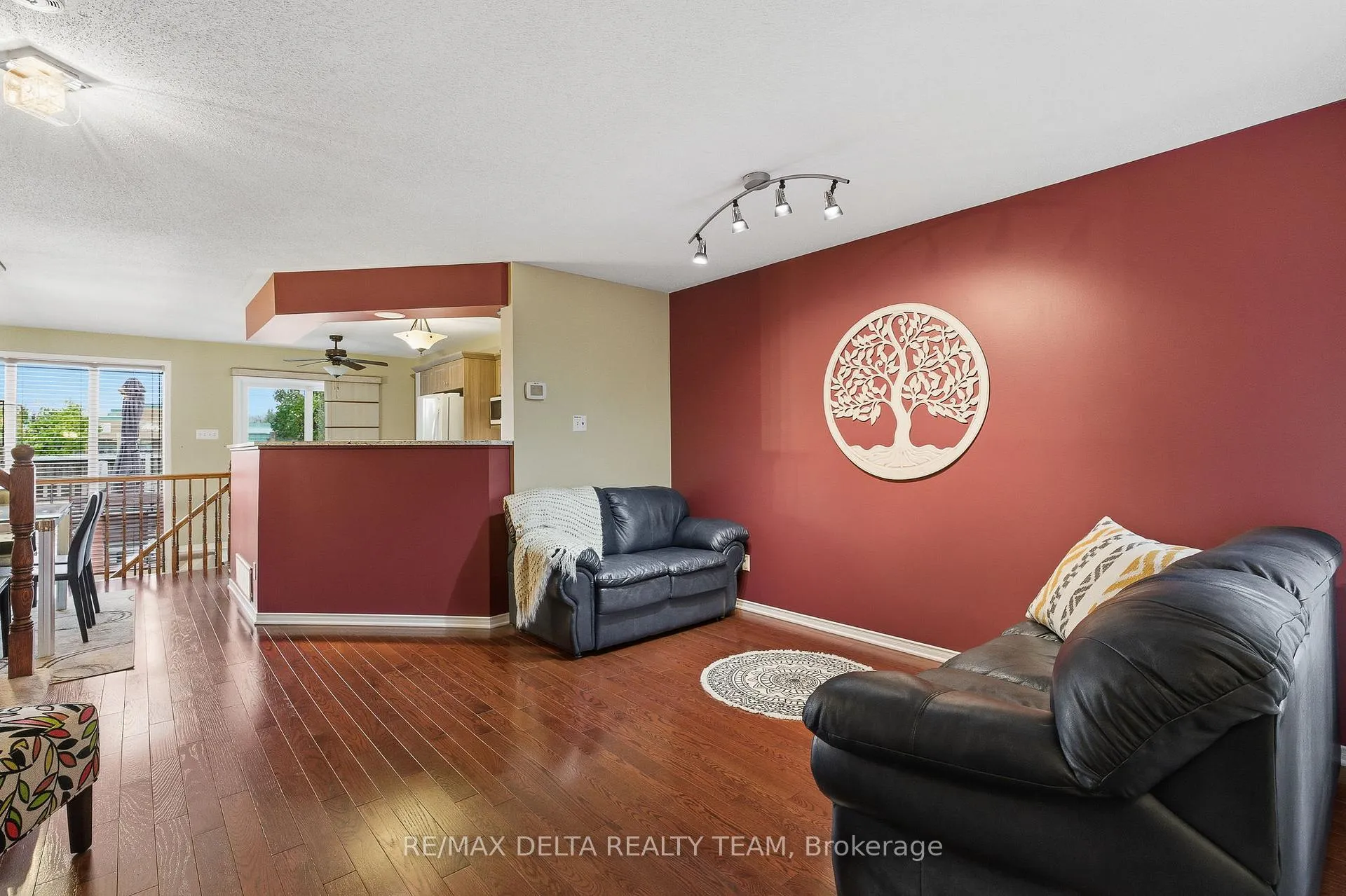 Photo 5 of 775 Nesting Way, Ottawa, Fallingbrook/Gardenway South — HOMEH