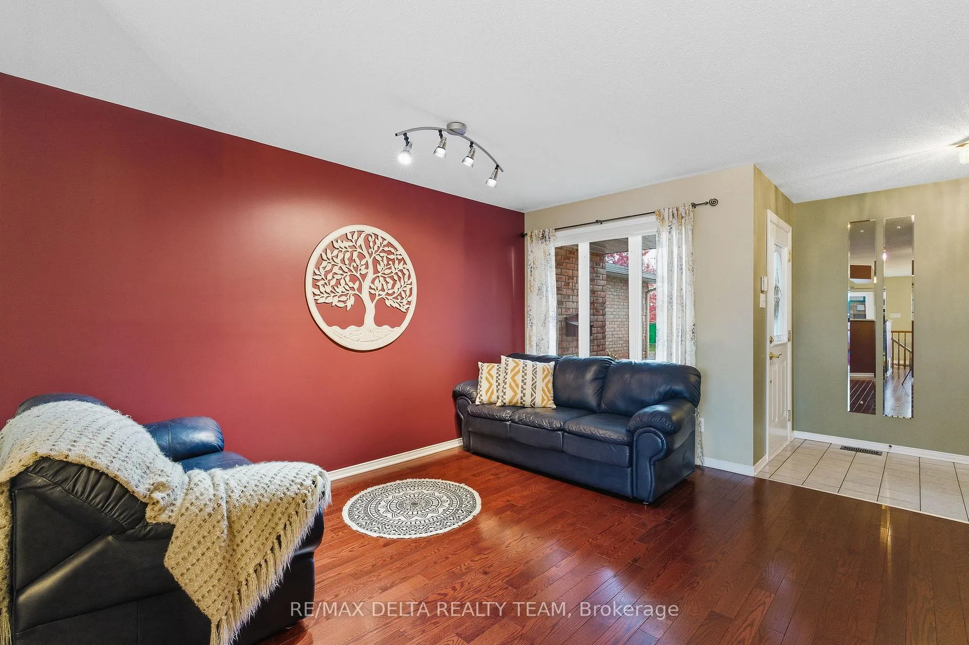 Photo 6 of 775 Nesting Way, Ottawa, Fallingbrook/Gardenway South — HOMEH