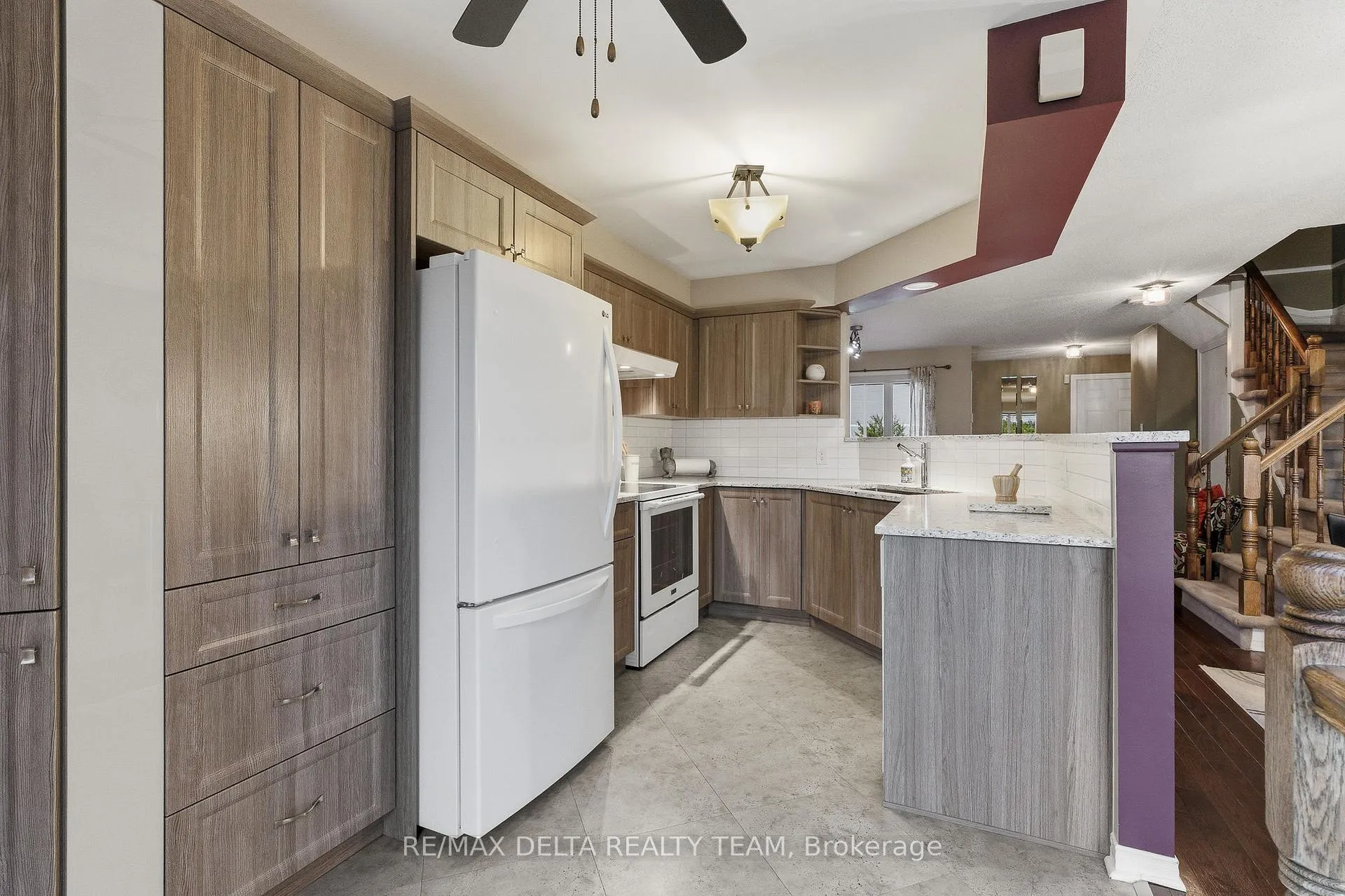 Photo 11 of 775 Nesting Way, Ottawa, Fallingbrook/Gardenway South — HOMEH