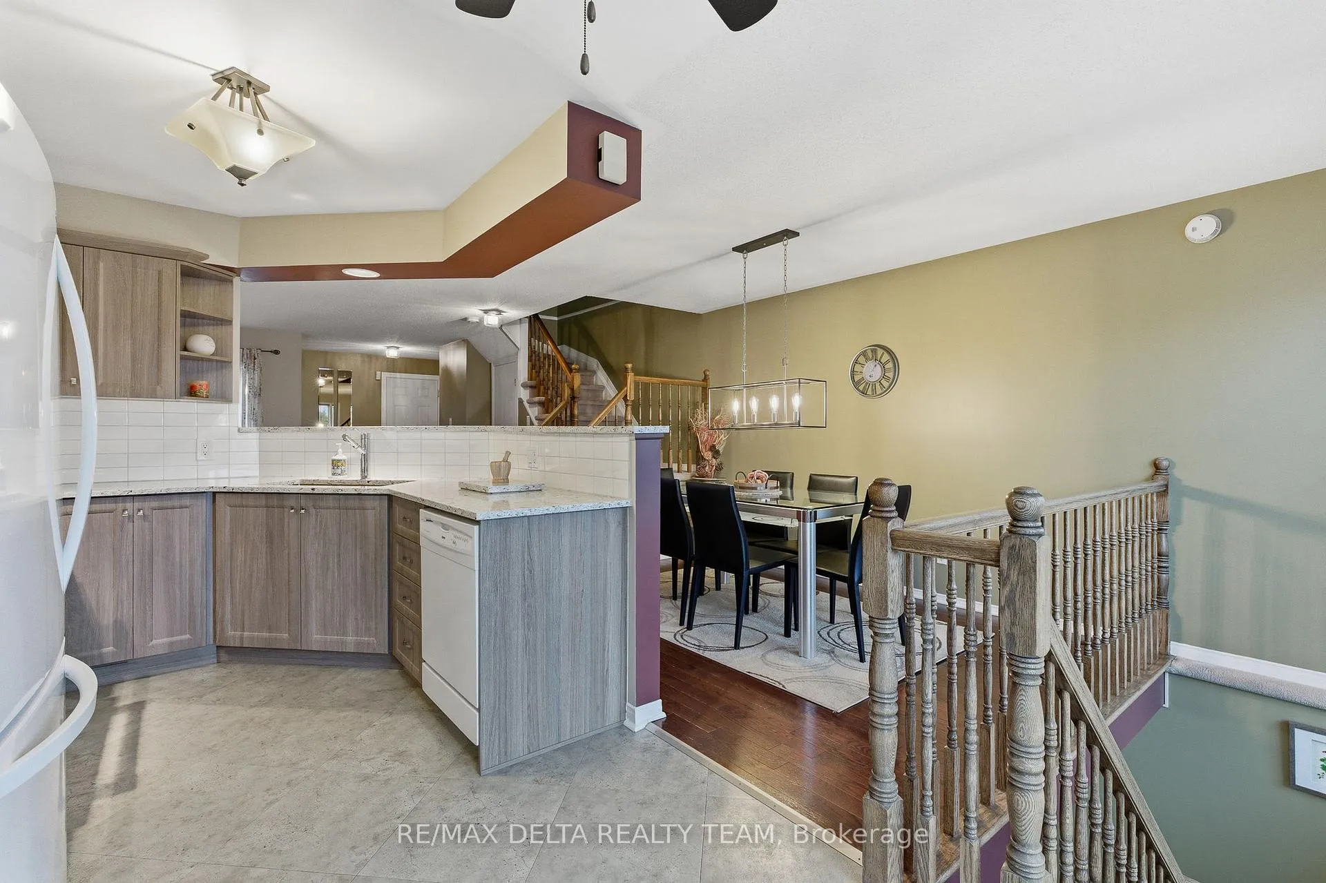 Photo 12 of 775 Nesting Way, Ottawa, Fallingbrook/Gardenway South — HOMEH