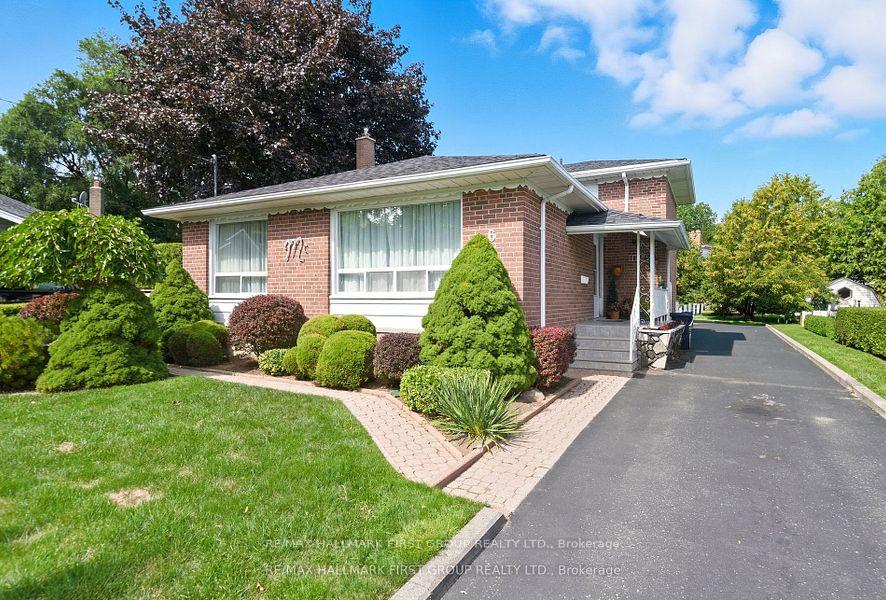 Front of 6 Windover Drive