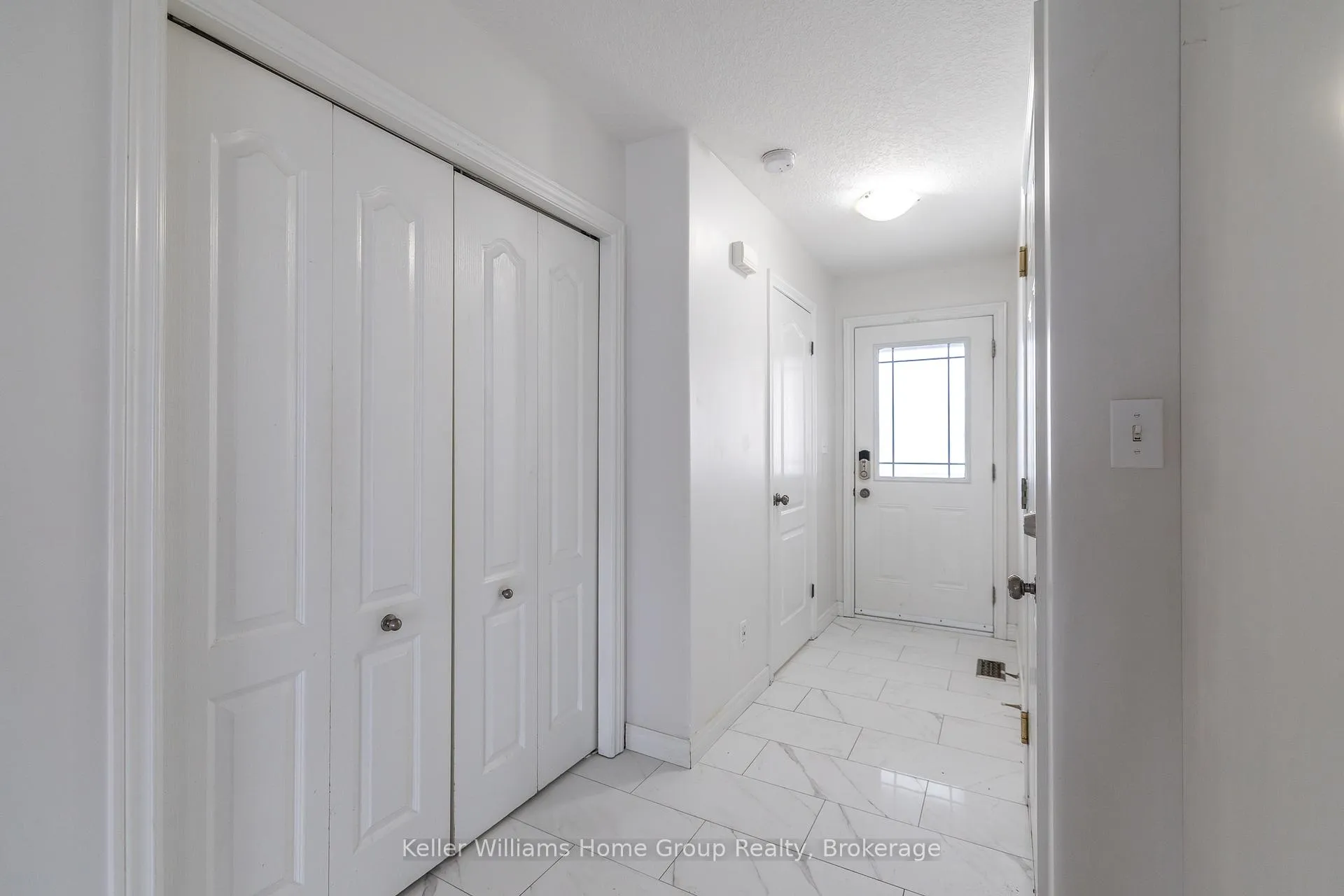 Photo 5 of 36 Clough Cres, Guelph, Pineridge/Westminster Woods — HOMEH