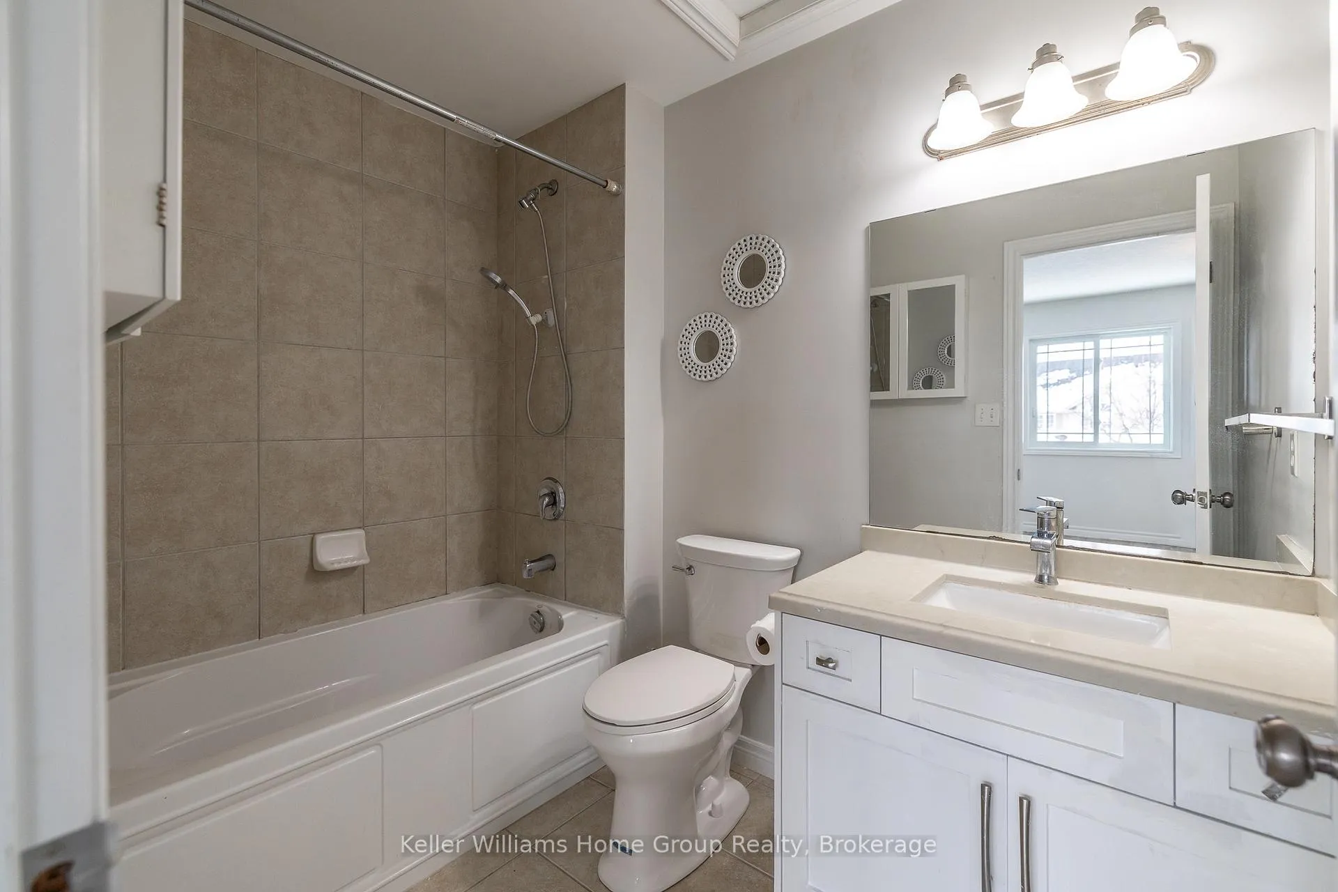Photo 18 of 36 Clough Cres, Guelph, Pineridge/Westminster Woods — HOMEH