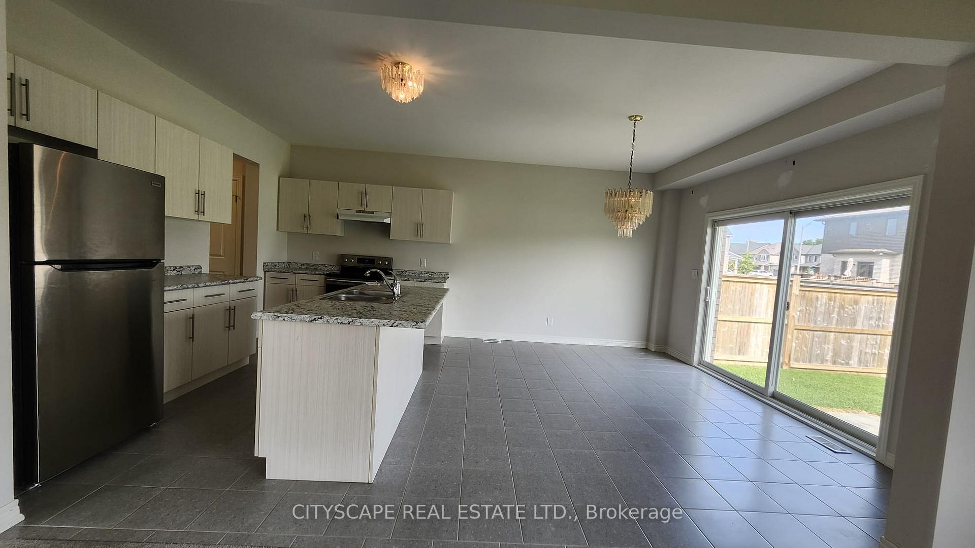 Photo 12 of 47 Bowman Crescent, Thorold, Hurricane/Merrittville — HOMEH