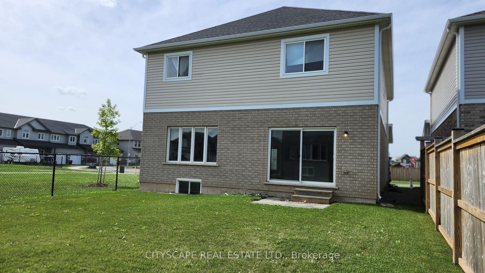 Photo 40 of 47 Bowman Crescent, Thorold, Hurricane/Merrittville — HOMEH