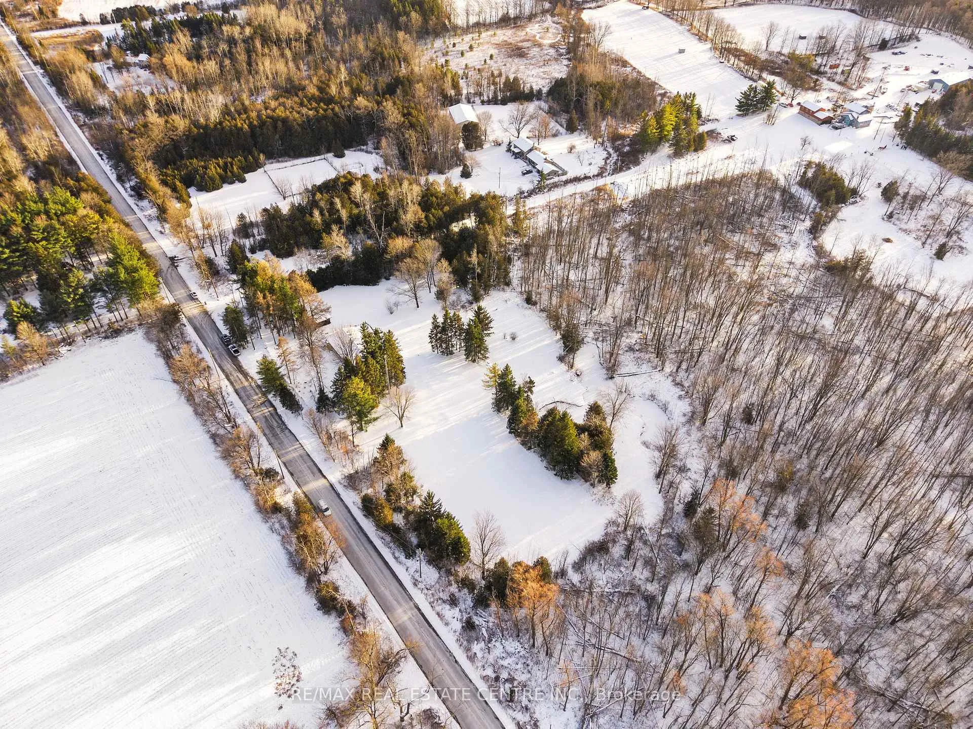 Photo 49 of 10534 First Nassagaweya Line, Milton, Rural Milton West — HOMEH