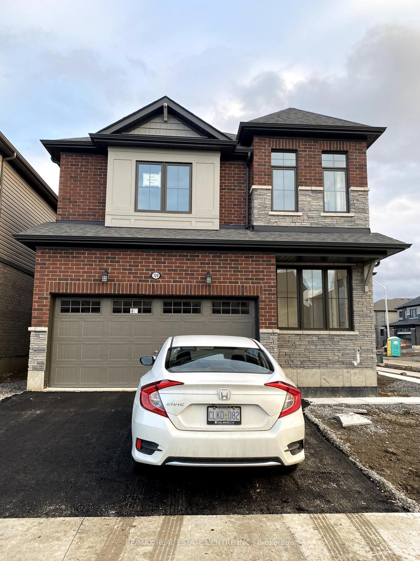 Front of 120 Velvet Way