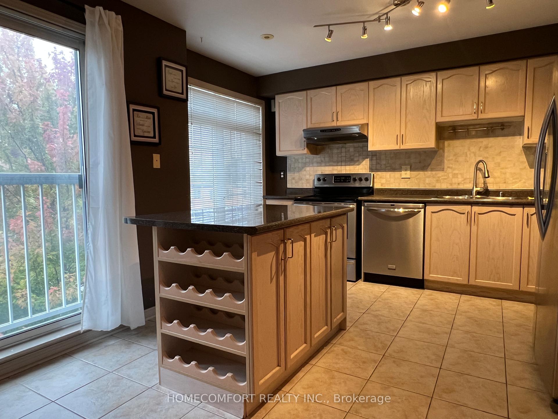 Photo 11 of 10 Guillet Street, Toronto, O'Connor-Parkview — HOMEH