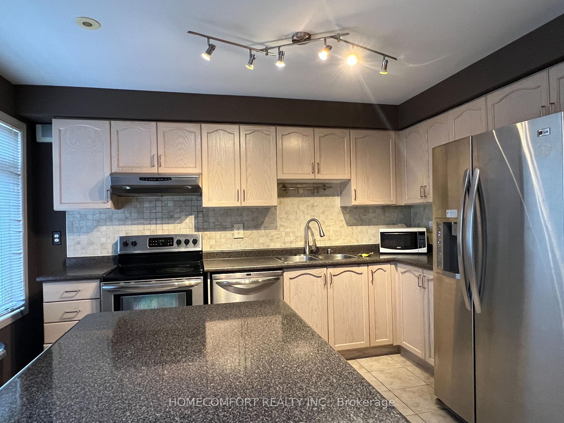 Photo 12 of 10 Guillet Street, Toronto, O'Connor-Parkview — HOMEH
