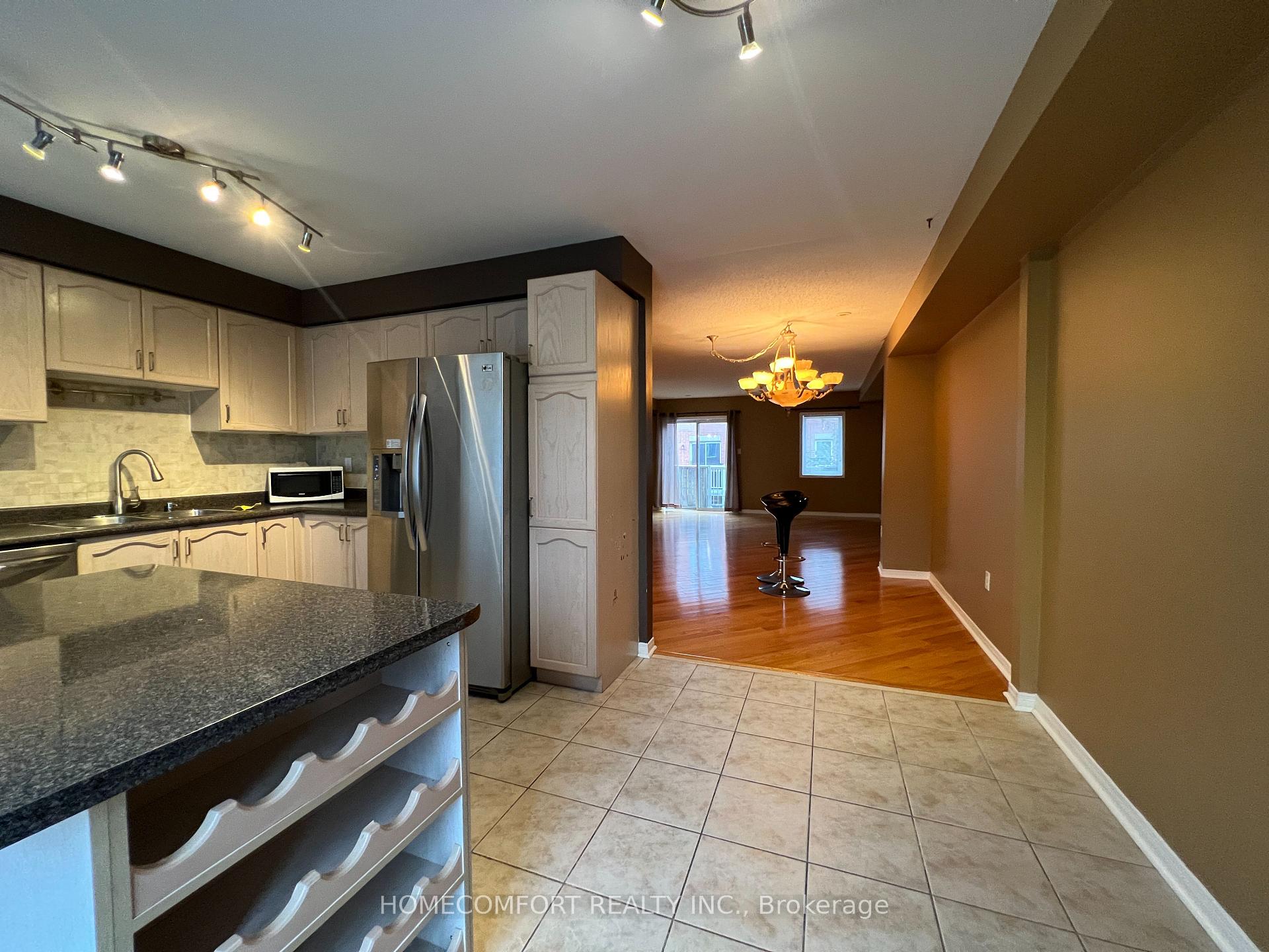 Photo 13 of 10 Guillet Street, Toronto, O'Connor-Parkview — HOMEH