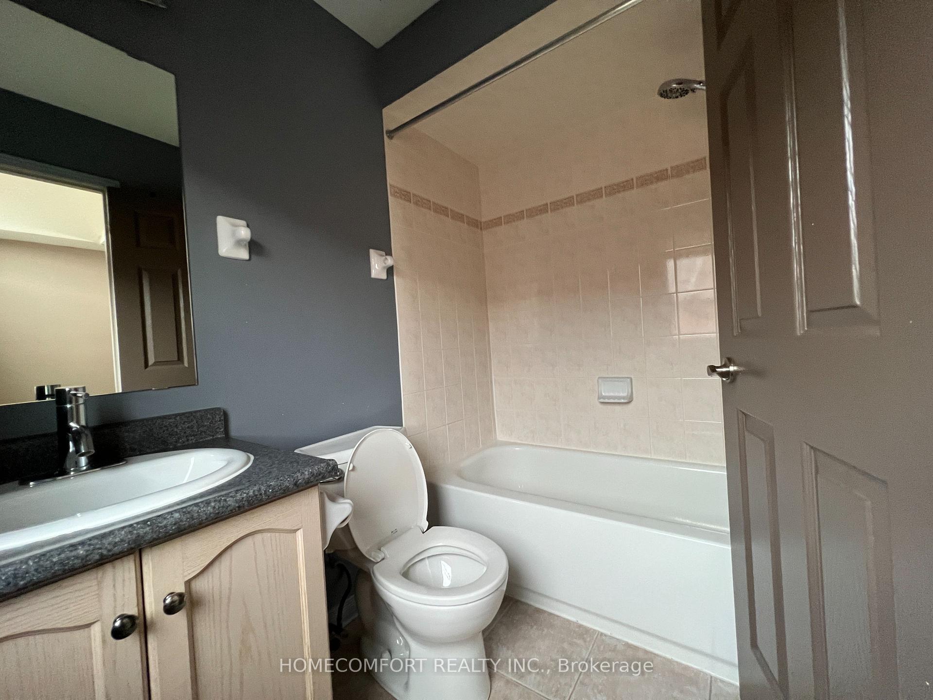 Photo 16 of 10 Guillet Street, Toronto, O'Connor-Parkview — HOMEH
