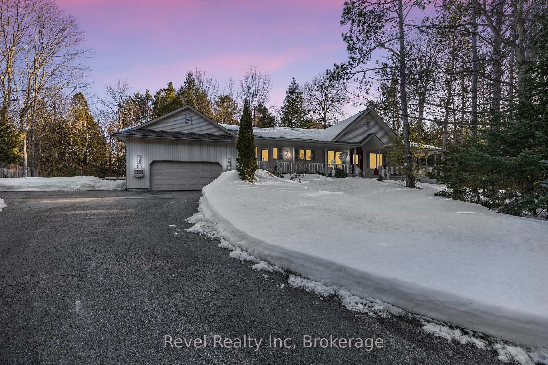 Photo 1 of 619 Pennorth Drive, Tiny, Rural Tiny — HOMEH