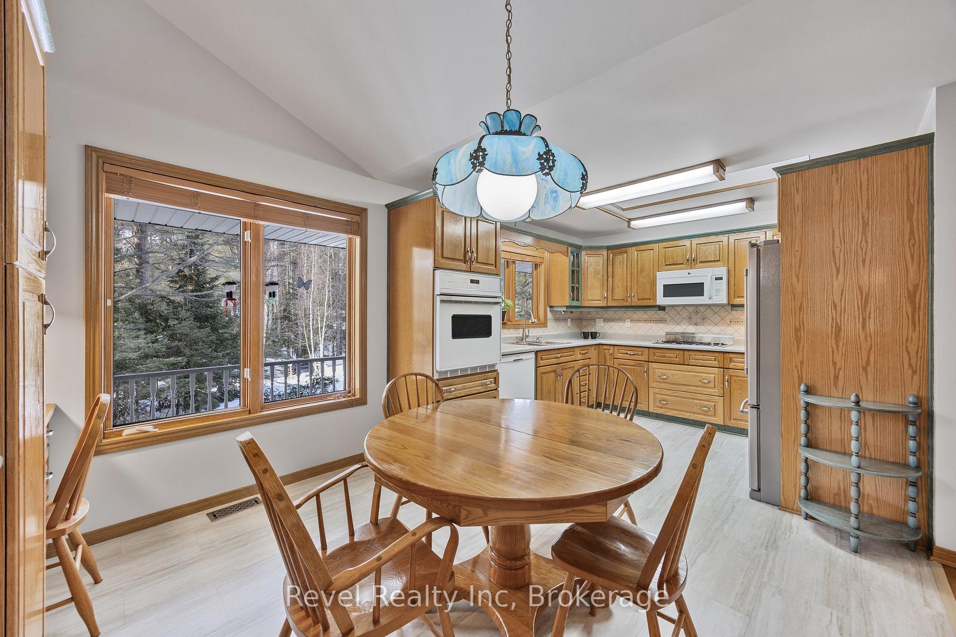 Photo 7 of 619 Pennorth Drive, Tiny, Rural Tiny — HOMEH