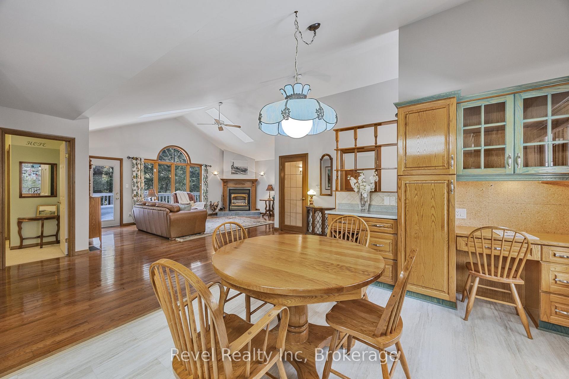 Photo 8 of 619 Pennorth Drive, Tiny, Rural Tiny — HOMEH