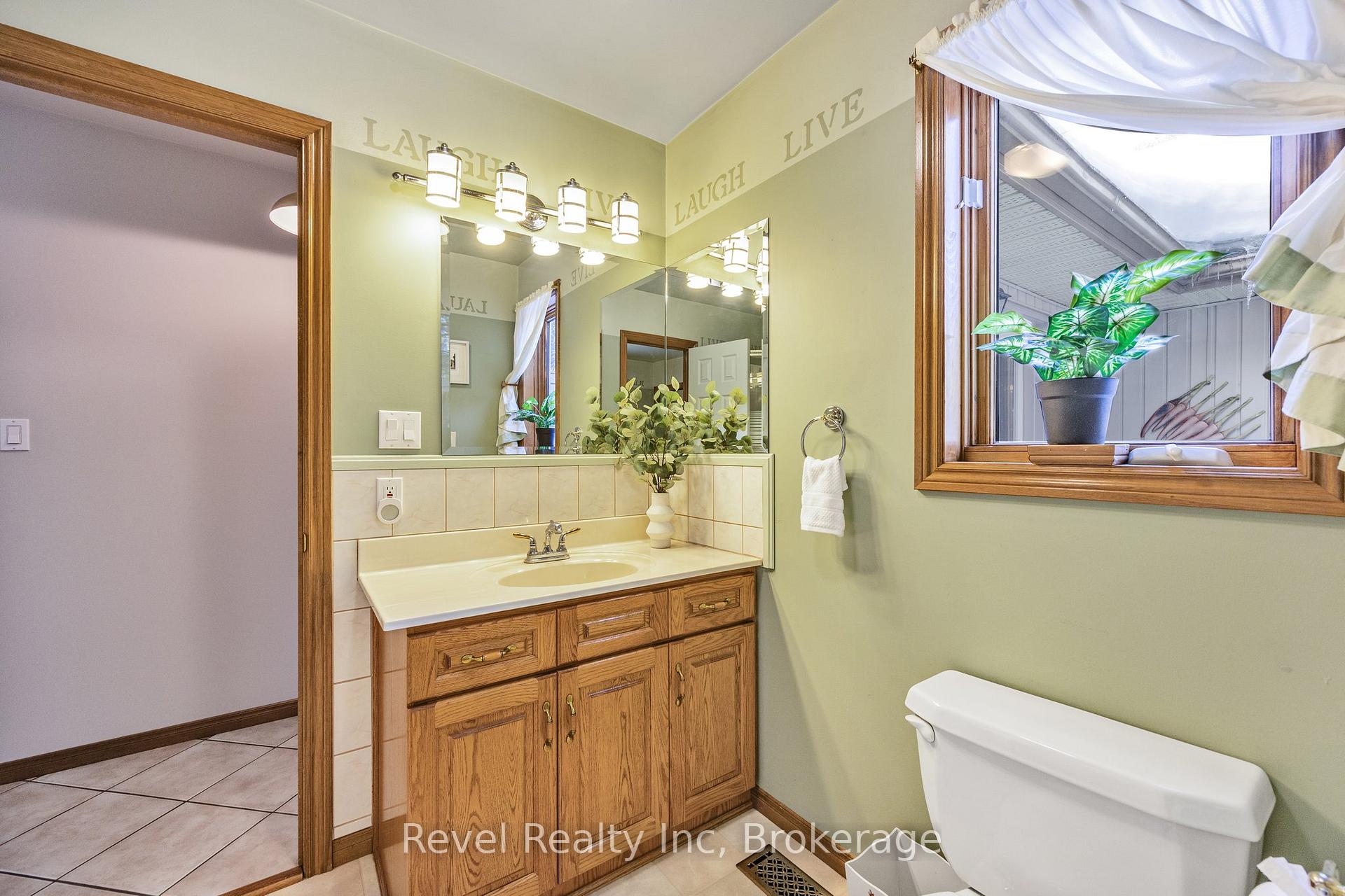 Photo 16 of 619 Pennorth Drive, Tiny, Rural Tiny — HOMEH