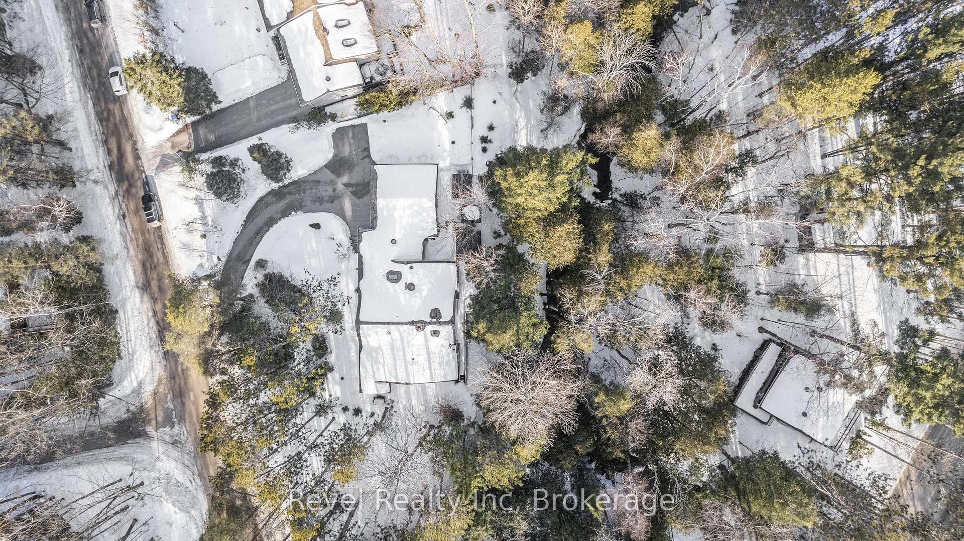 Photo 27 of 619 Pennorth Drive, Tiny, Rural Tiny — HOMEH