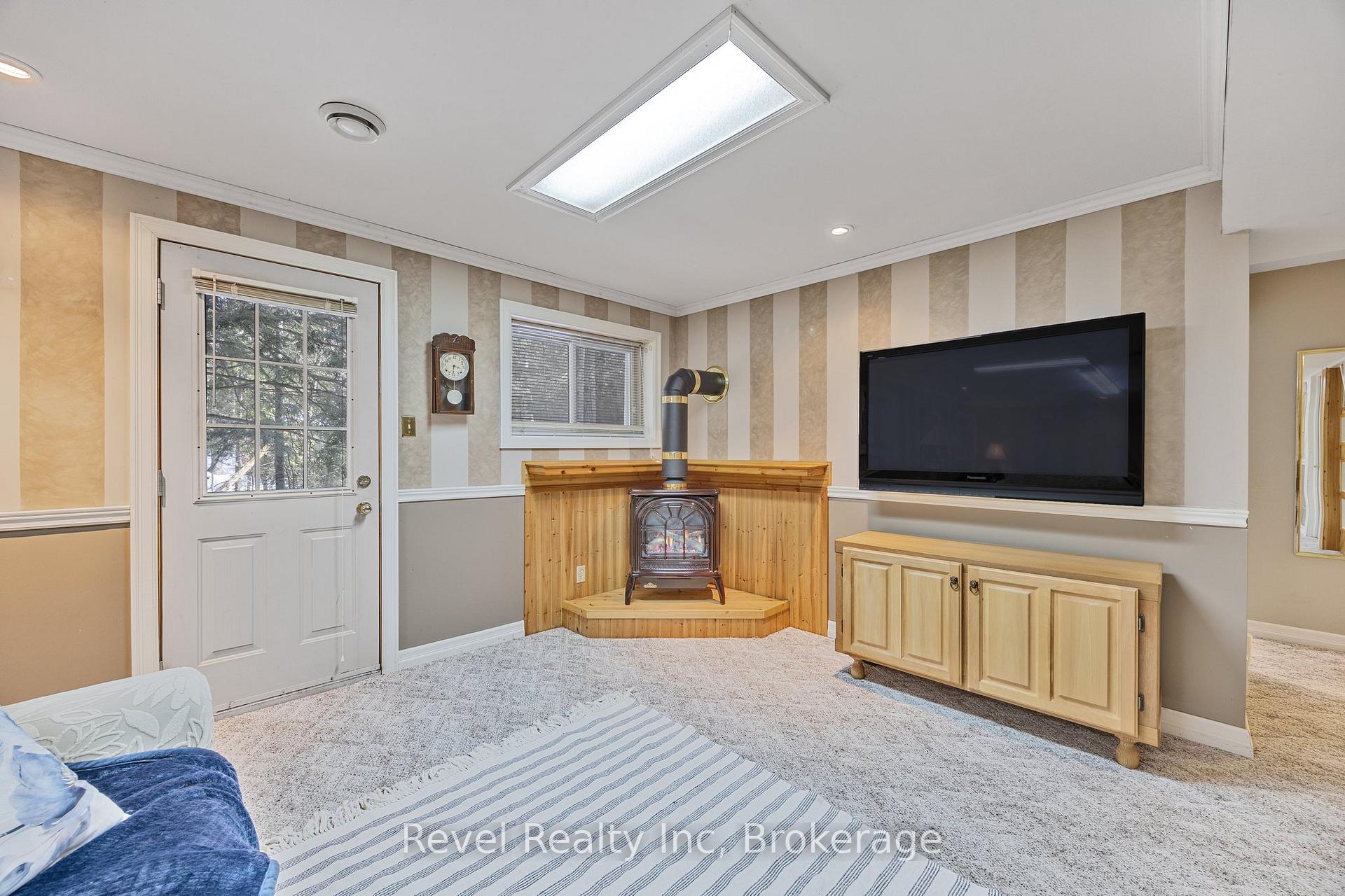 Photo 39 of 619 Pennorth Drive, Tiny, Rural Tiny — HOMEH