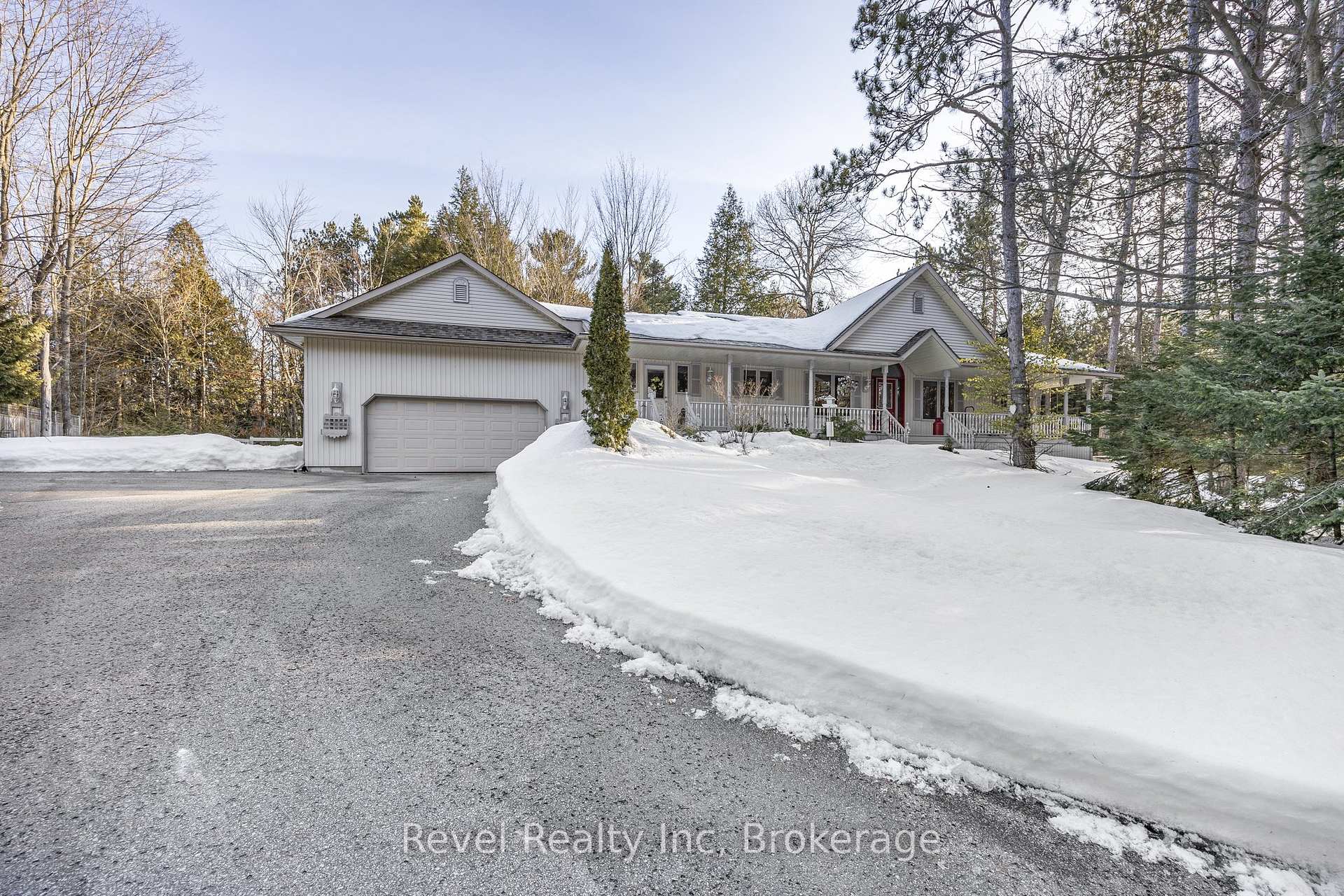 Photo 45 of 619 Pennorth Drive, Tiny, Rural Tiny — HOMEH