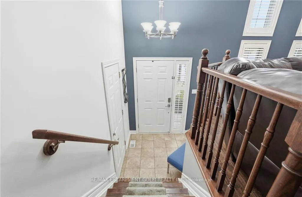 Photo 20 of 8409 Greenfield Crescent, Niagara Falls, Forestview — HOMEH