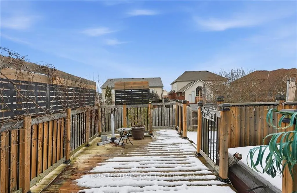 Photo 32 of 8409 Greenfield Crescent, Niagara Falls, Forestview — HOMEH