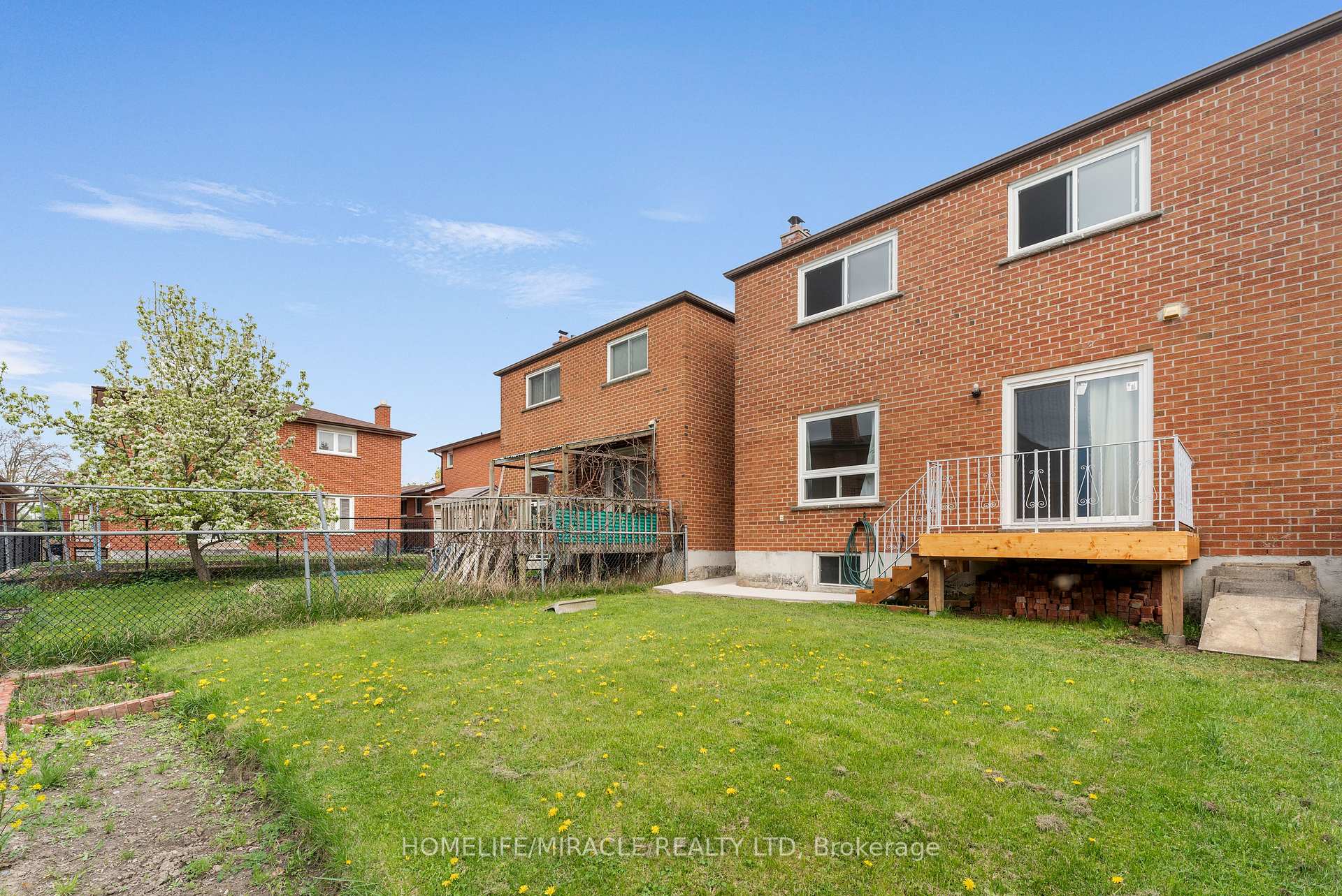 Front of 4 Greendowns Drive