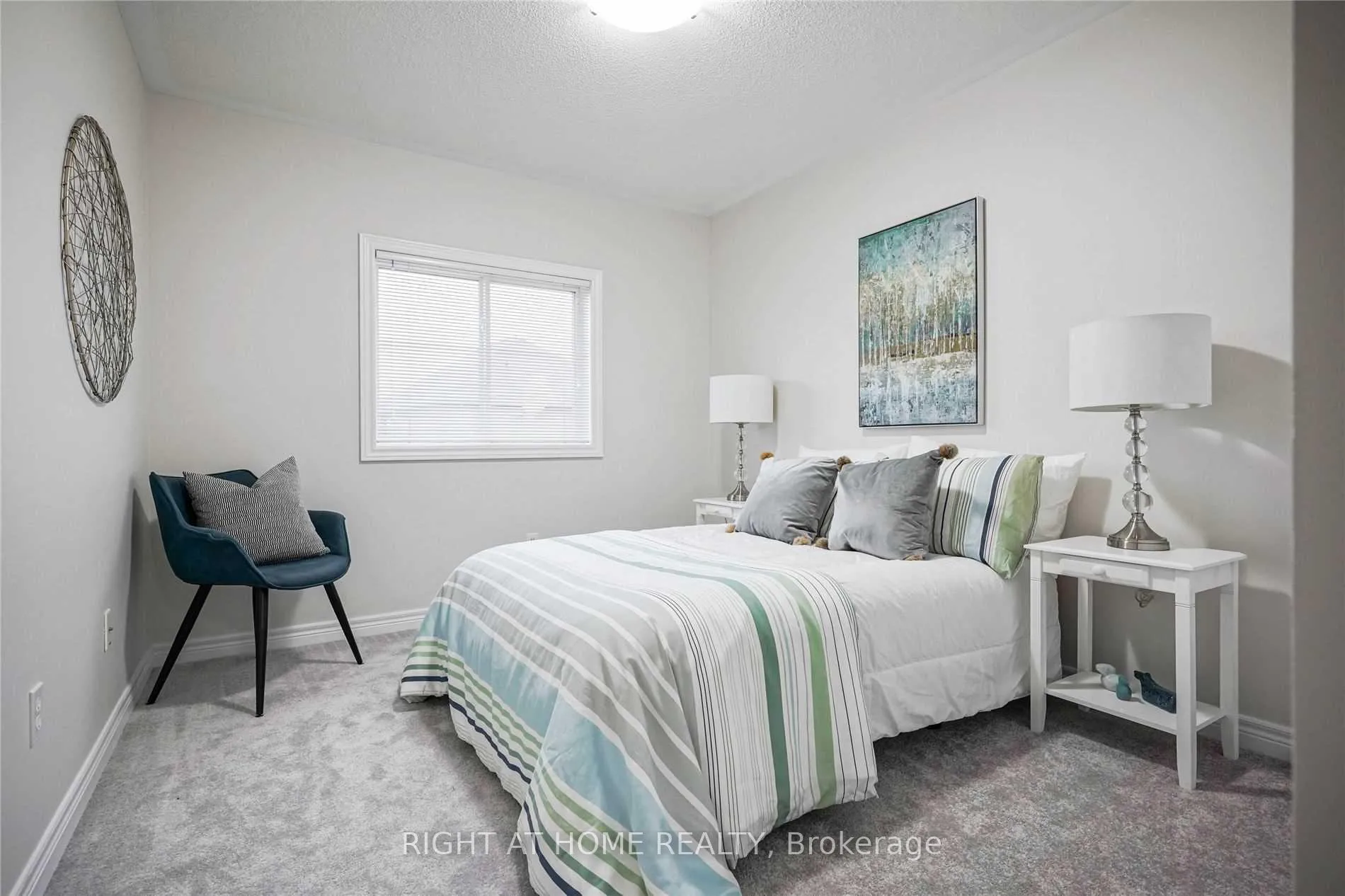 Photo 21 of 88 Marina Point Crescent, Hamilton, Winona Park — HOMEH