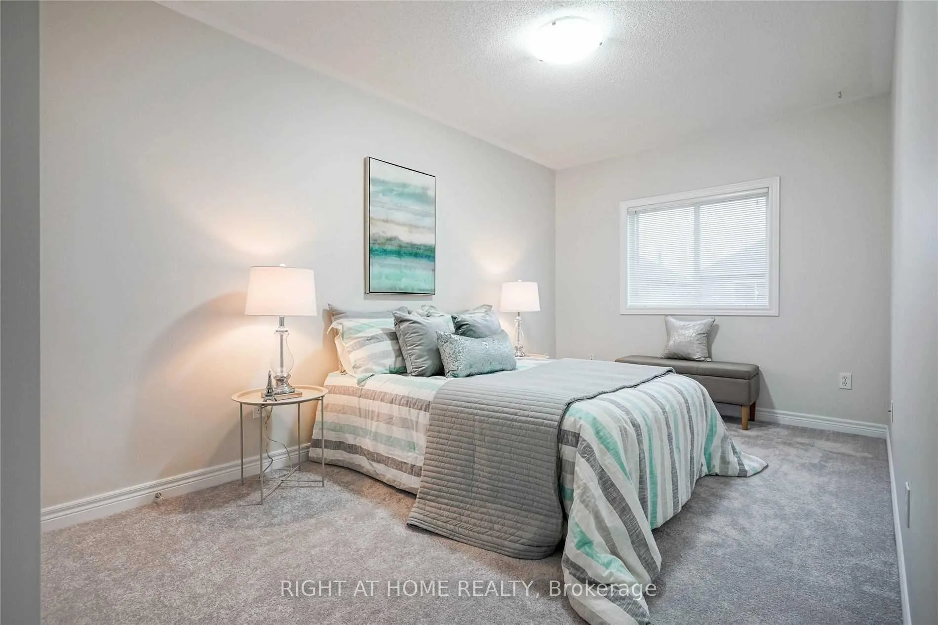 Photo 23 of 88 Marina Point Crescent, Hamilton, Winona Park — HOMEH